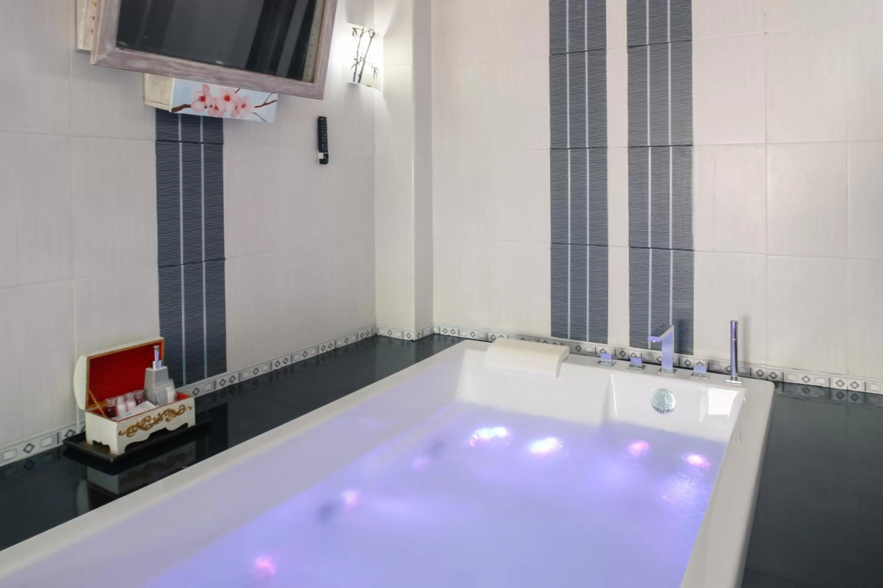 Bath in Olivier Boutique