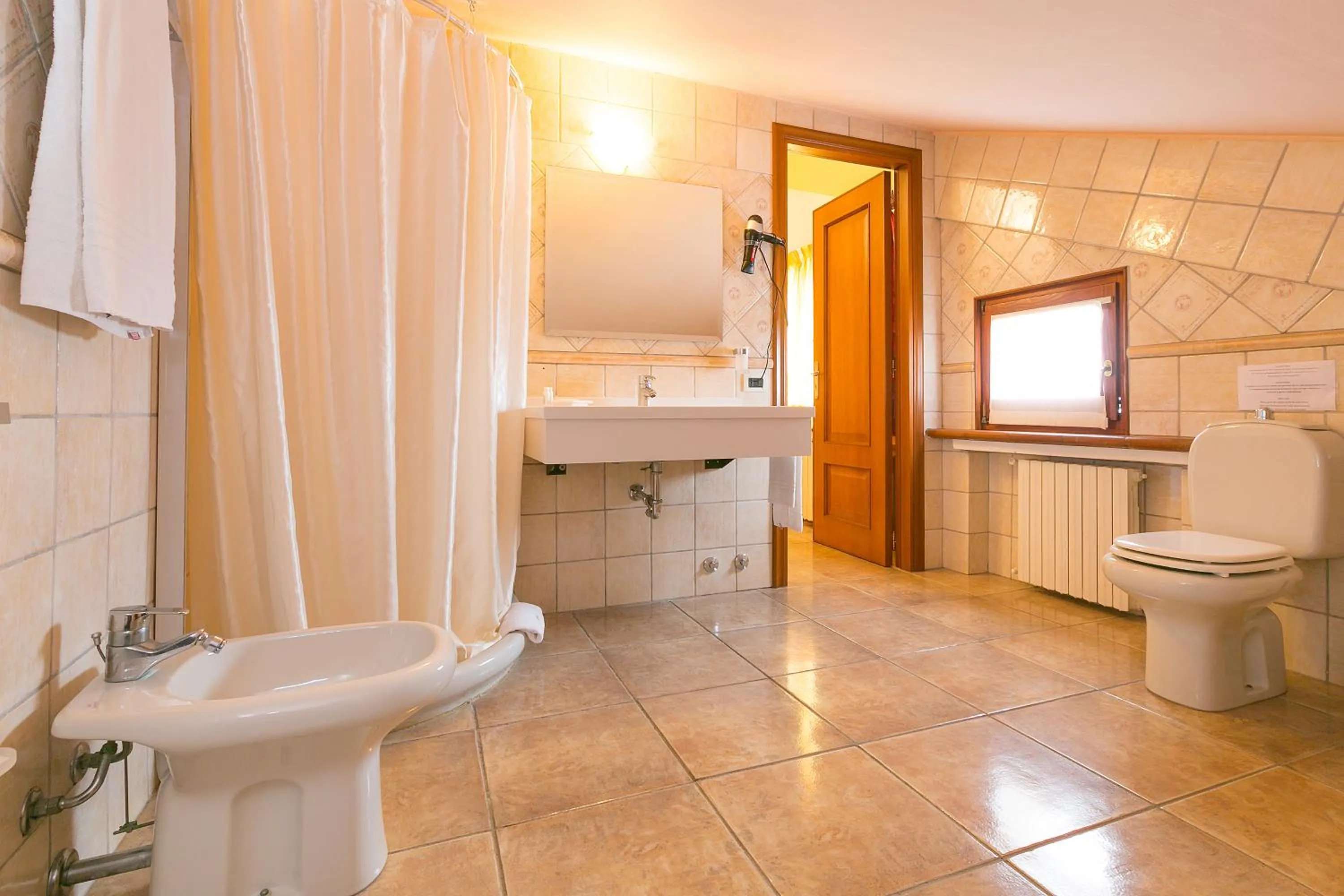 Bathroom in Agrihotel Elisabetta