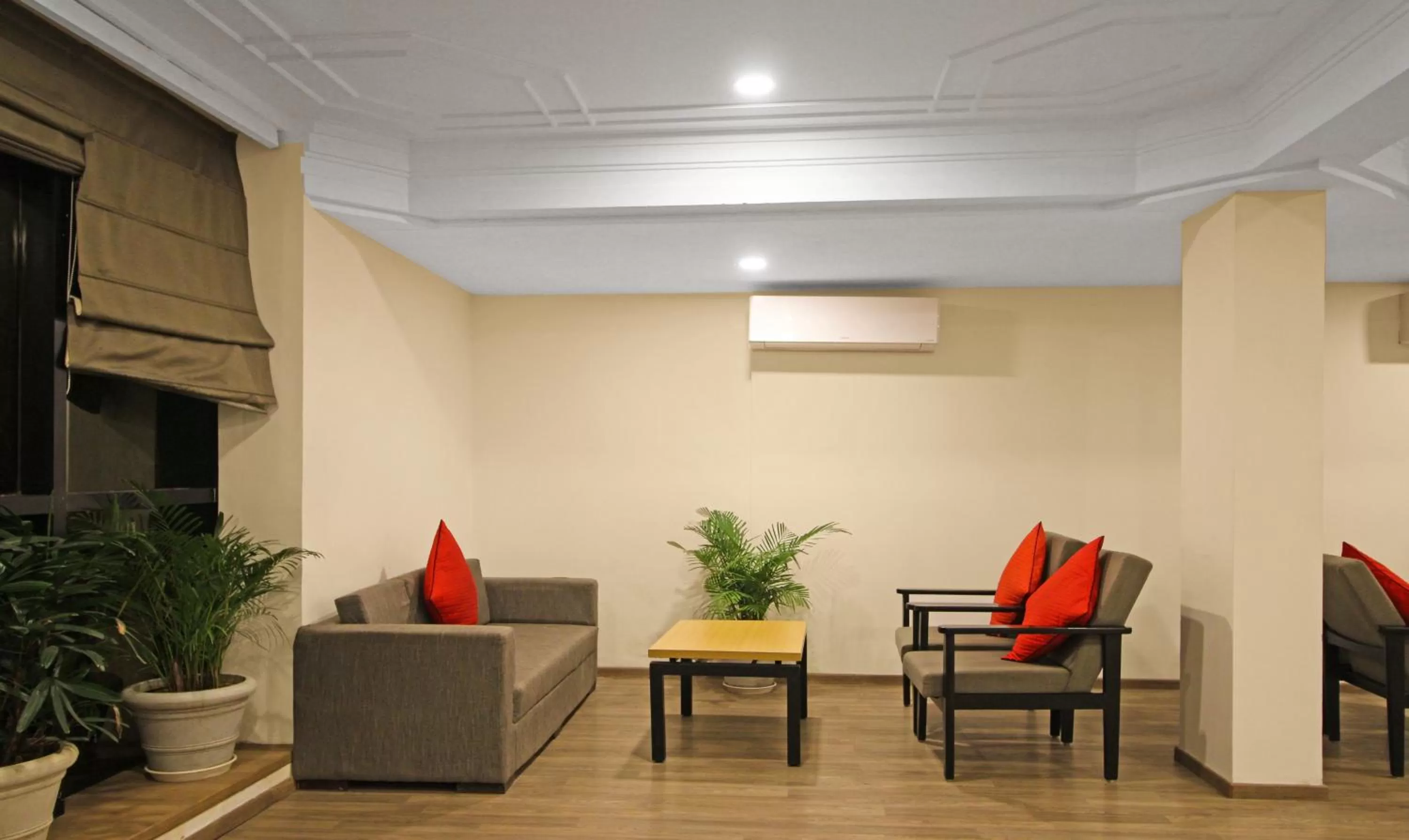 Seating area in Treebo Grand Legacy Shahenshah