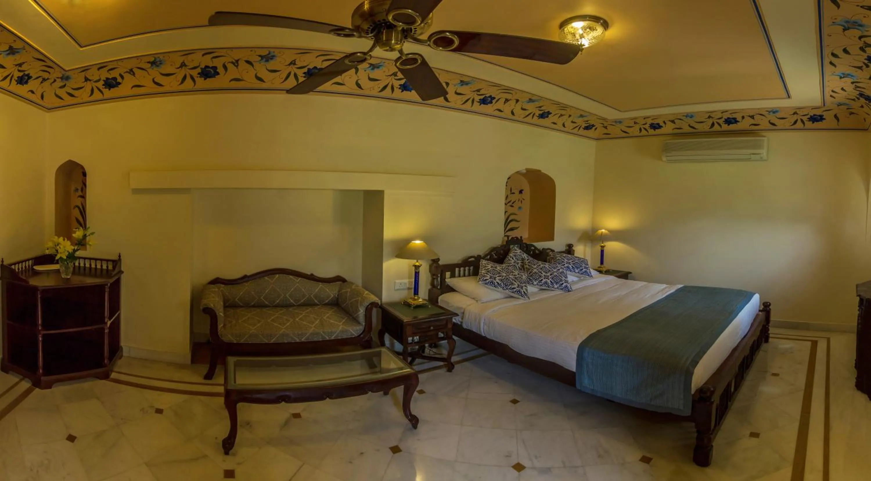 Photo of the whole room, Bed in Royal Heritage Haveli - By Leisure Hotels