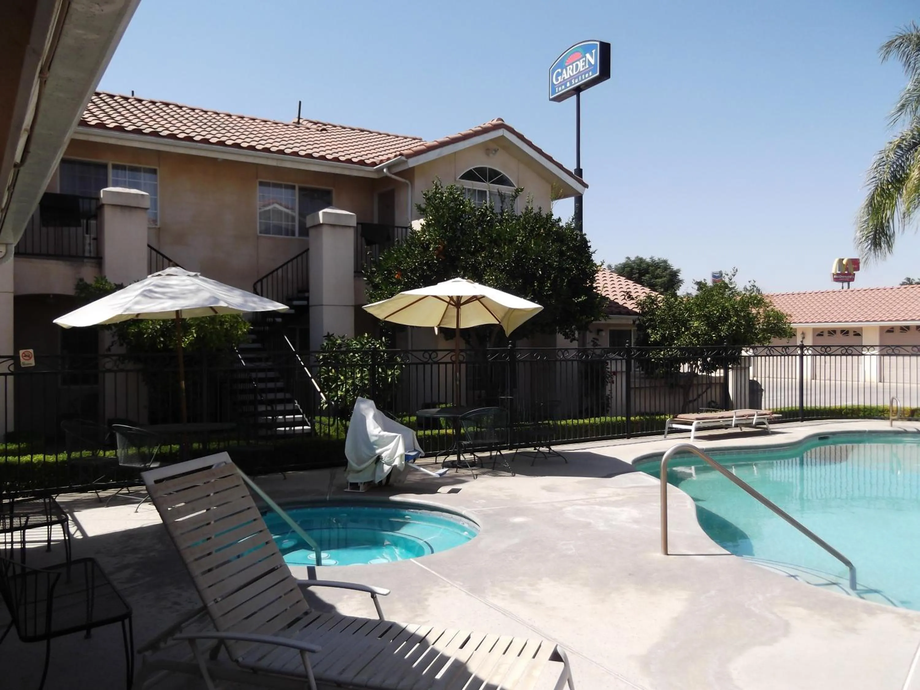 Pool view in Garden Inn and Suites Fresno