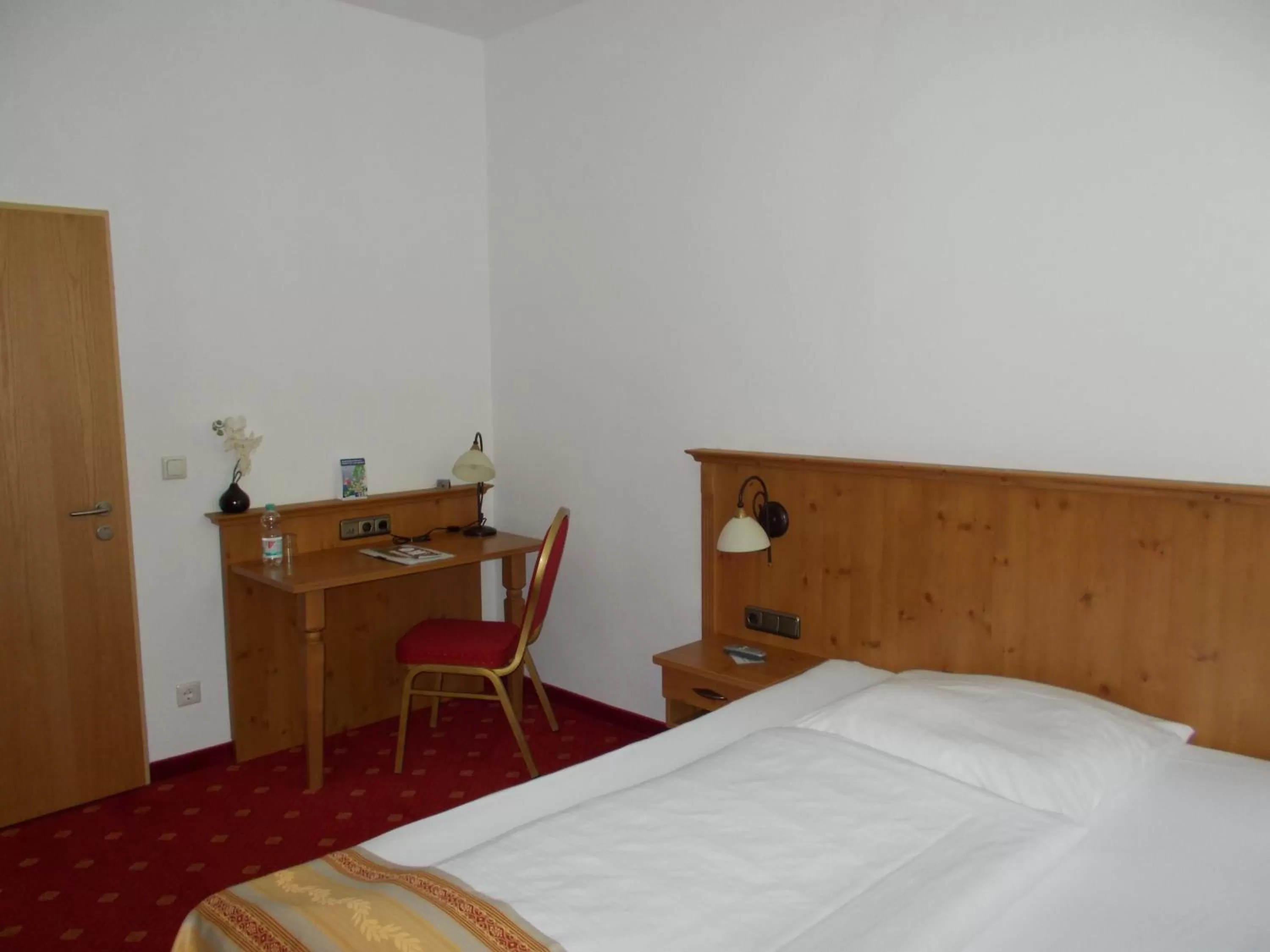 Photo of the whole room, Bed in Gasthof Klement