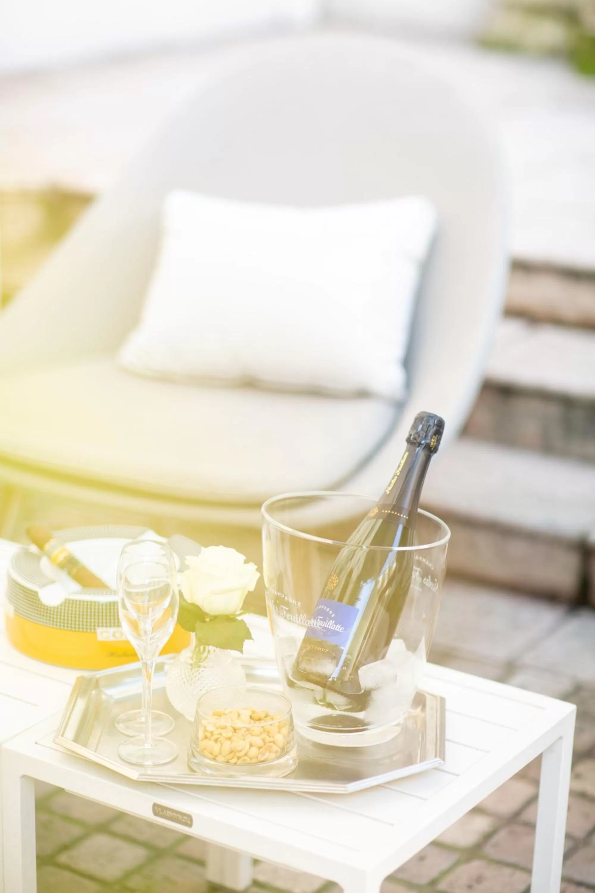 Day in Hôtel Pavillon Bastille