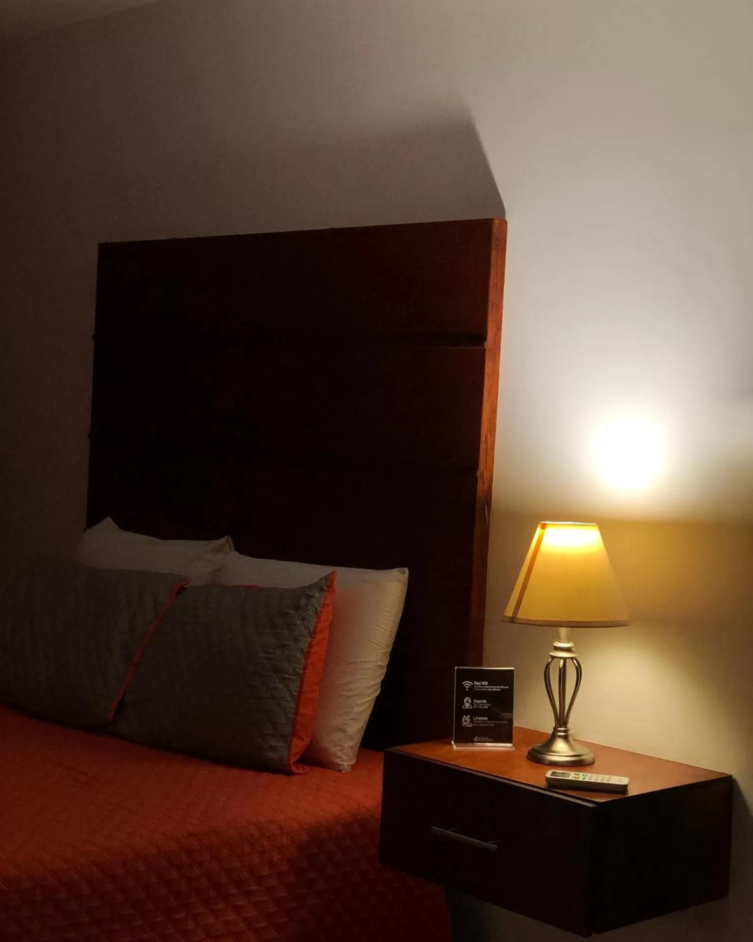 Living room, Bed in Departamentos Bonsai