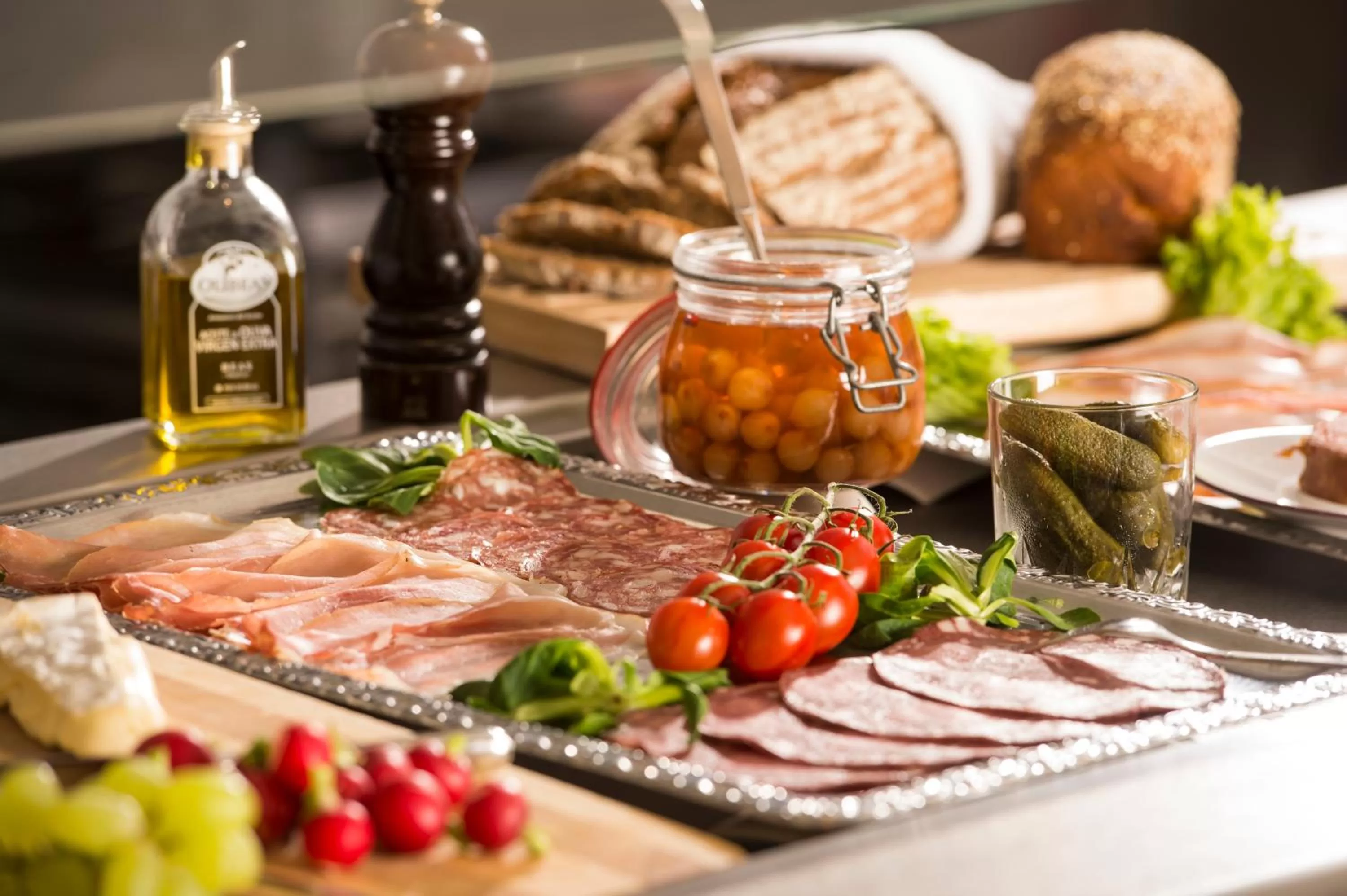 Food in Sleepwood Hotel