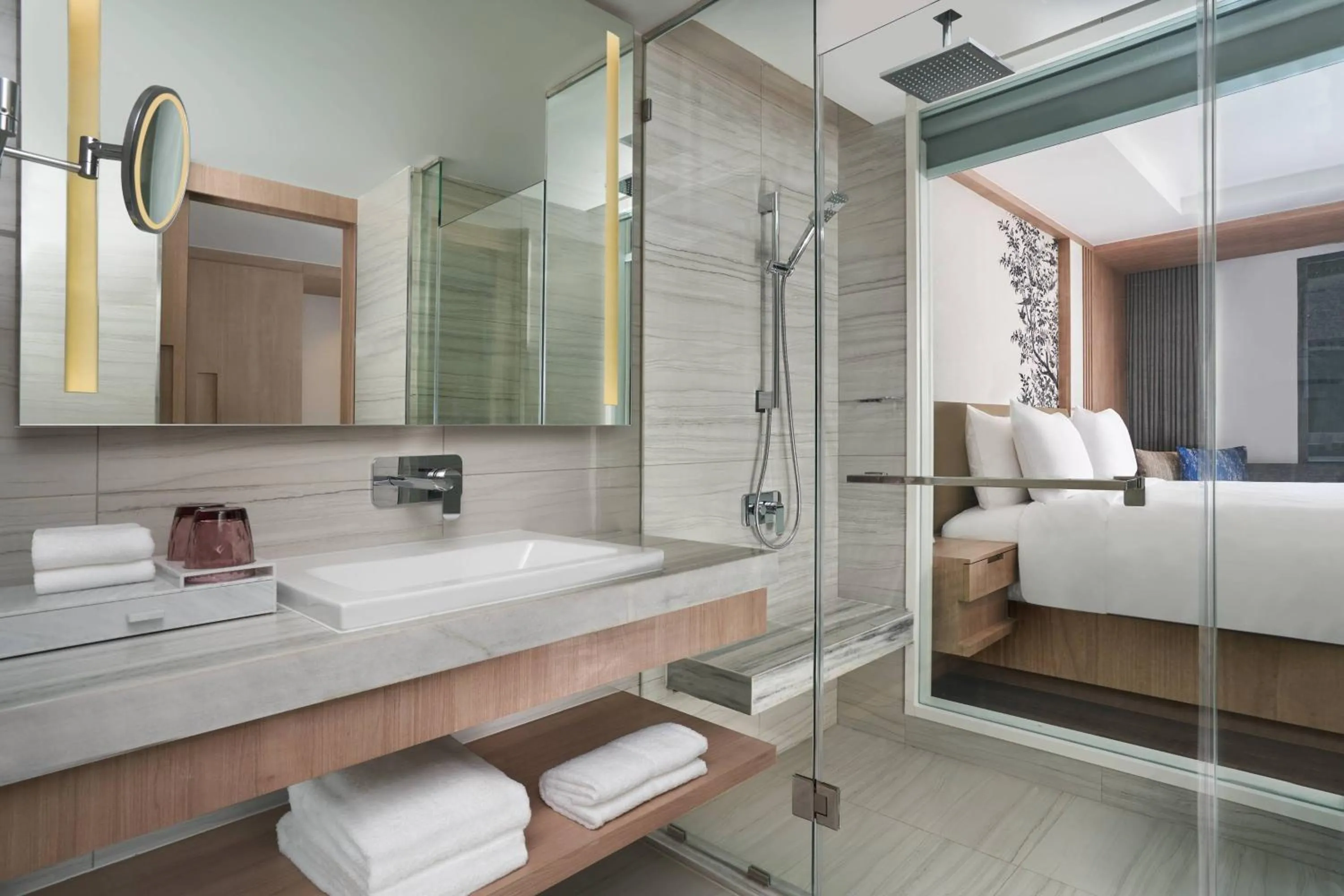Bathroom, Bed in Courtyard by Marriott North Pattaya