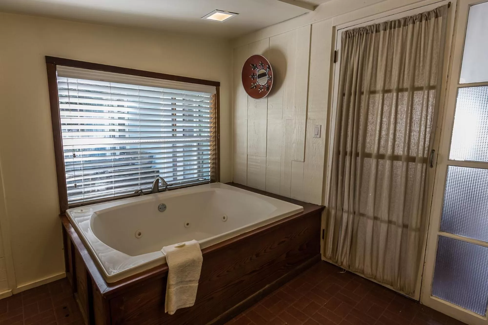 Bathroom in Inn at Schoolhouse Creek
