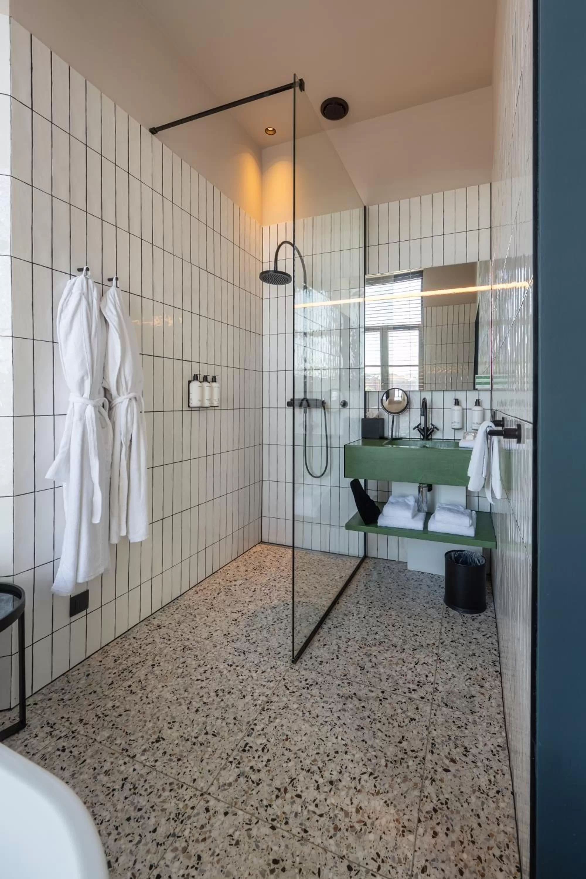 Bathroom in U Eat & Sleep Antwerp