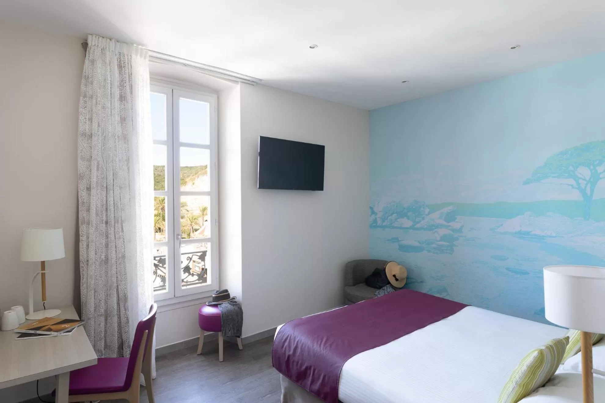 Bed in Best Western Hotel du Roy d'Aragon