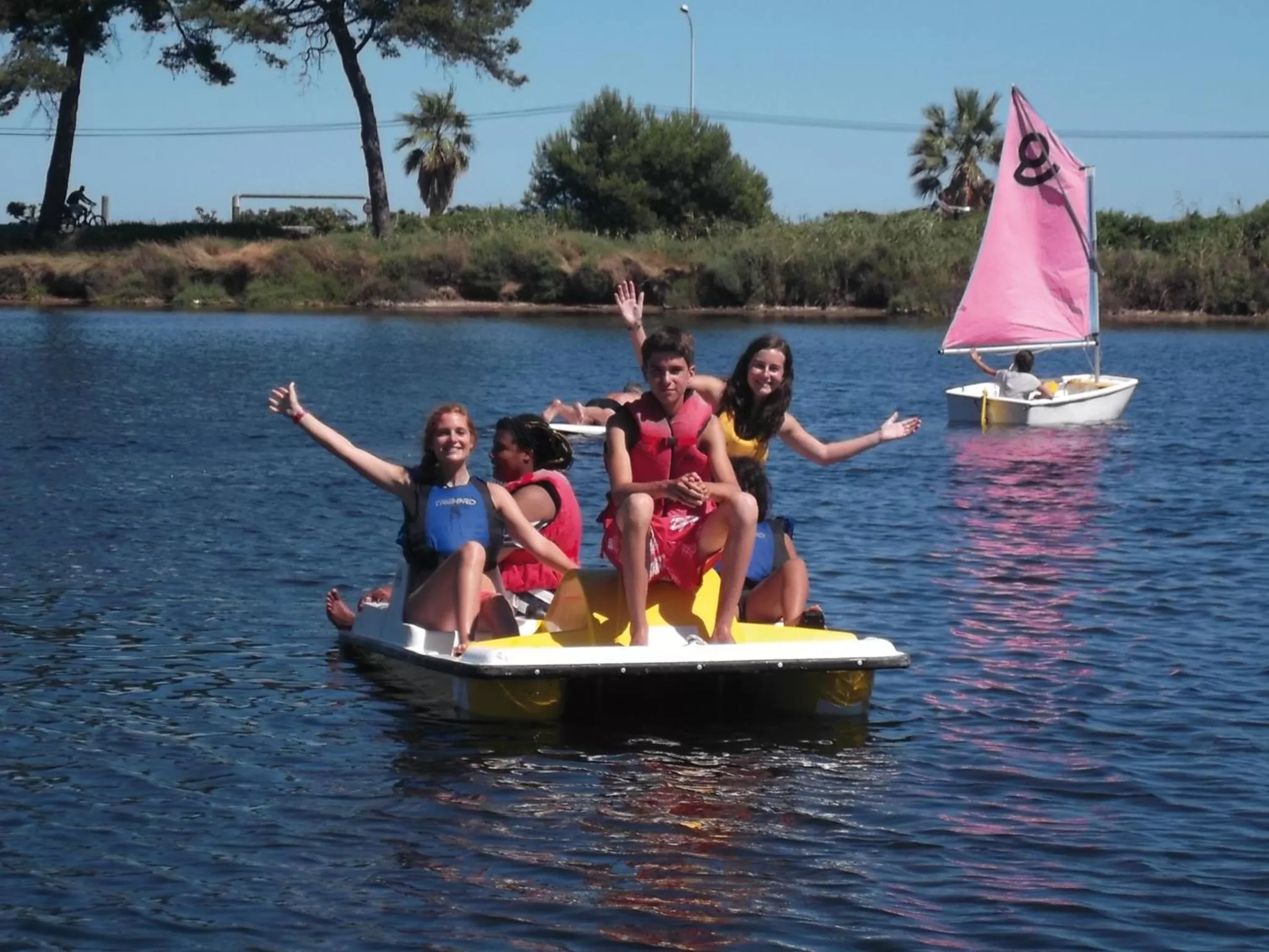 People in Hotel Club Le Plein Sud Vacances Bleues