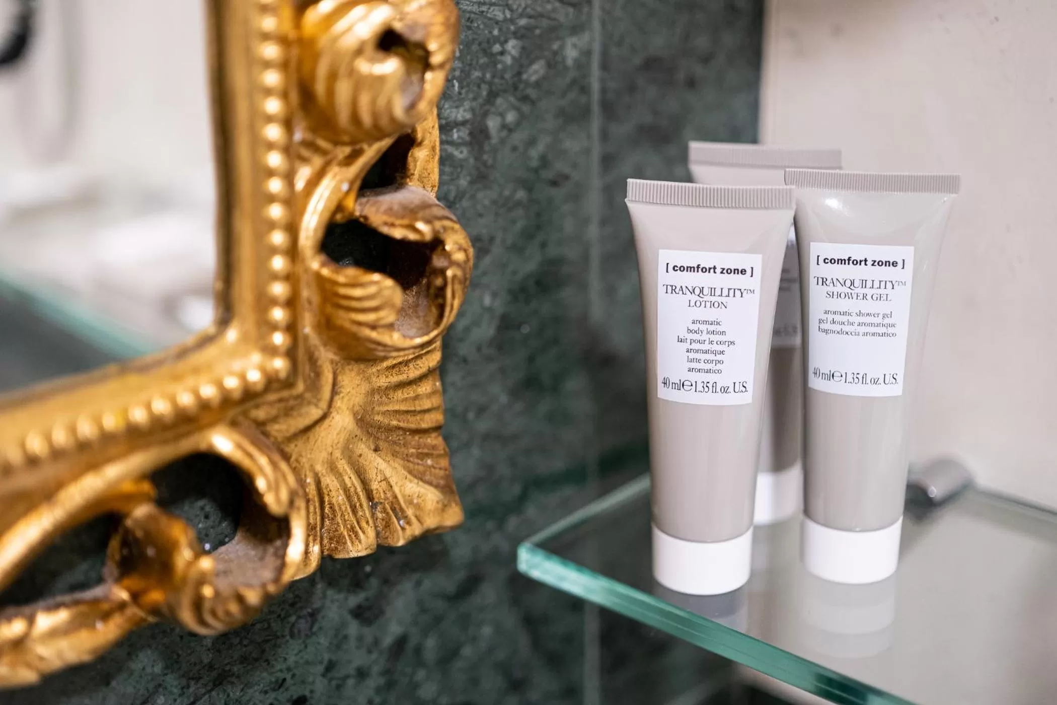 Bathroom in Settecento Hotel