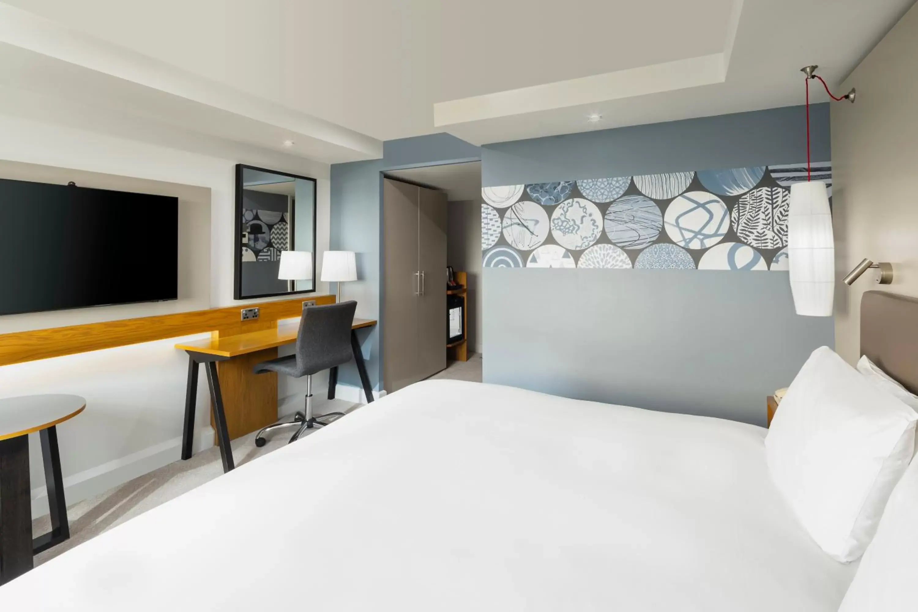 1 Super King Bed Premium Lounge Access in Crowne Plaza Harrogate by IHG 1 Super King Bed Premium Lounge Access in Crowne Plaza Harrogate by IHG