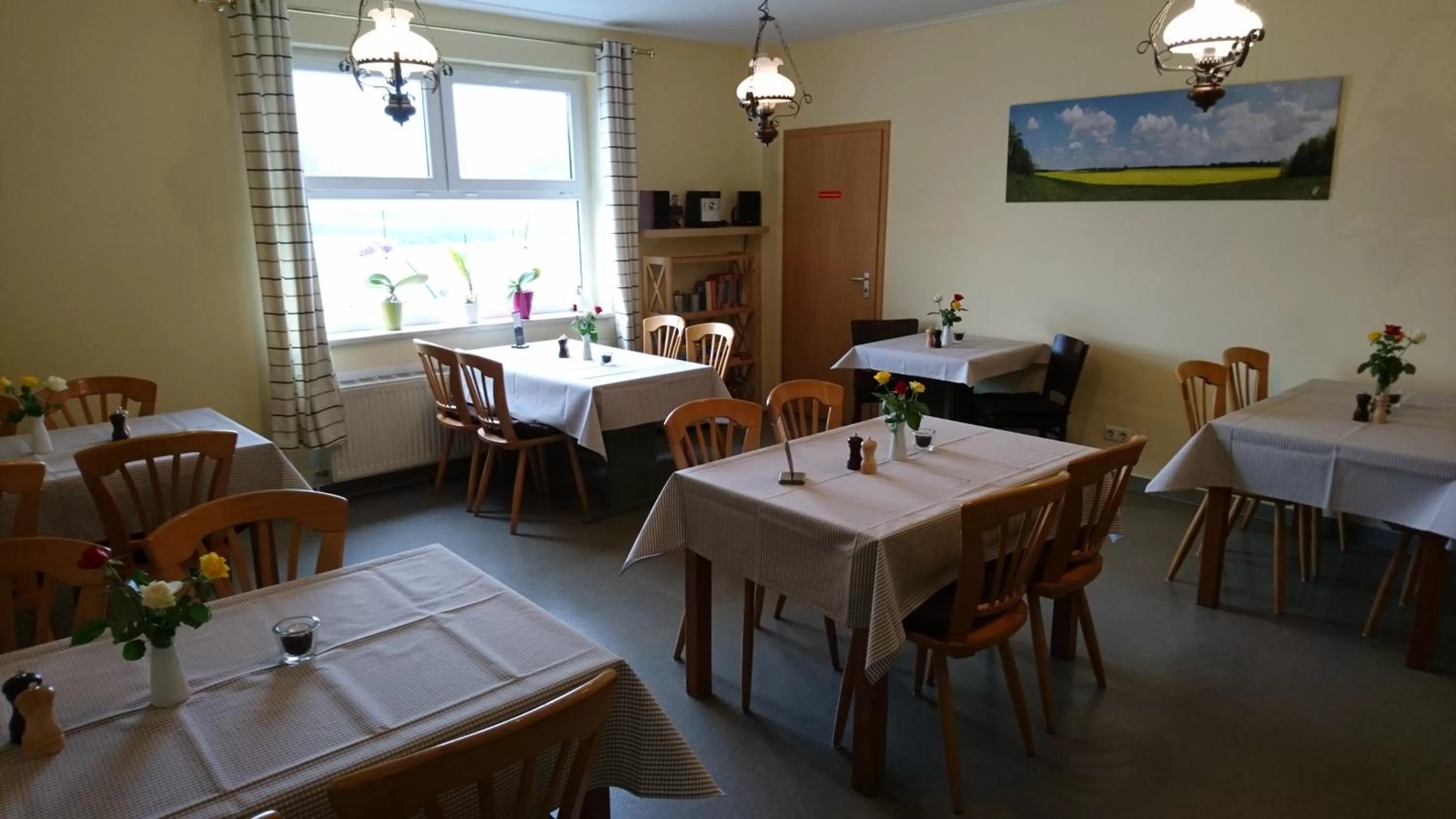 Restaurant/places to eat in Gasthaus Zur Hecke