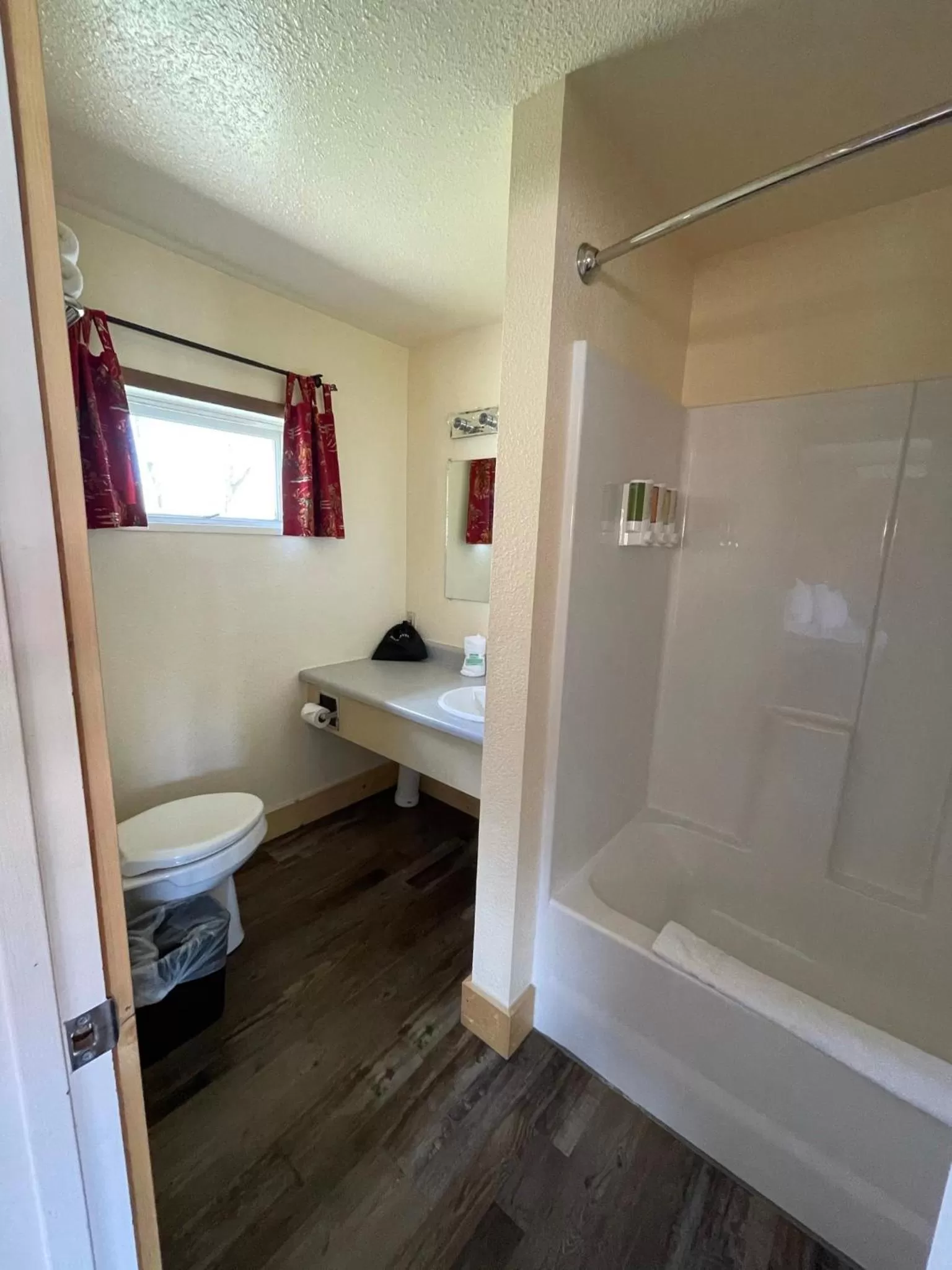 Bathroom in The Longhorn Ranch Resort Lodge & RV Park