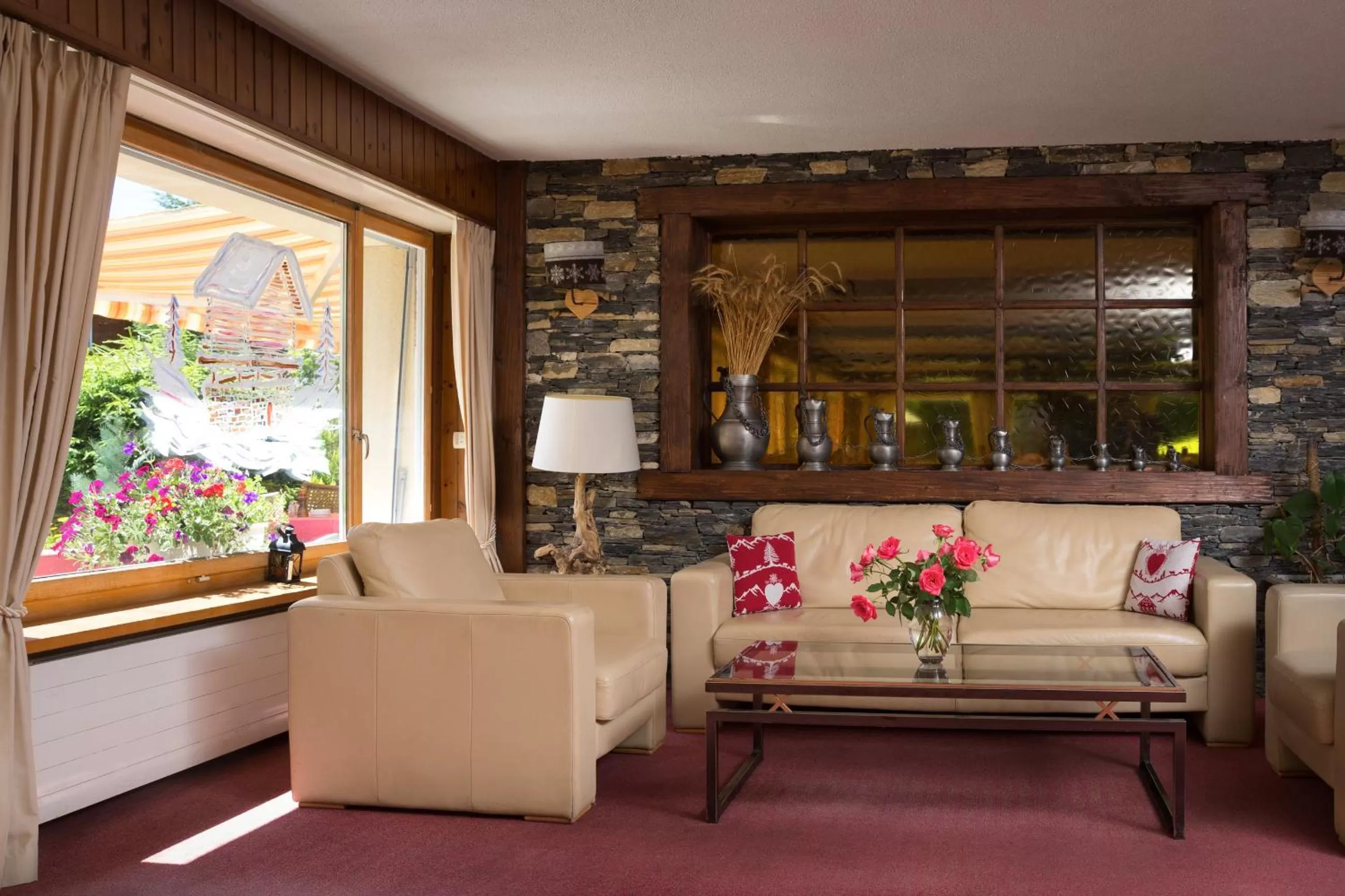 Living room in Hotel La Prairie