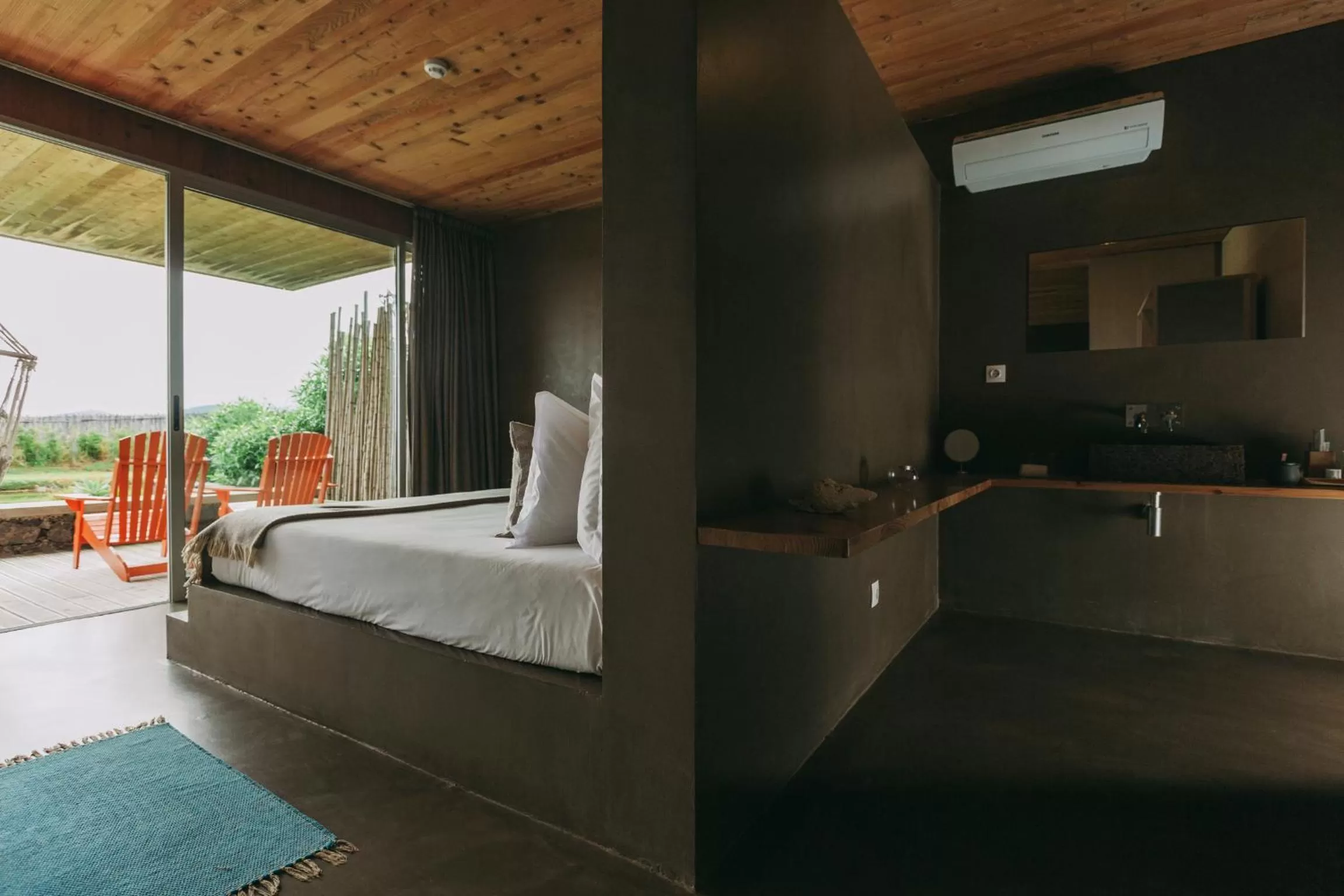 Toilet, Bed in Santa Barbara Eco-Beach Resort