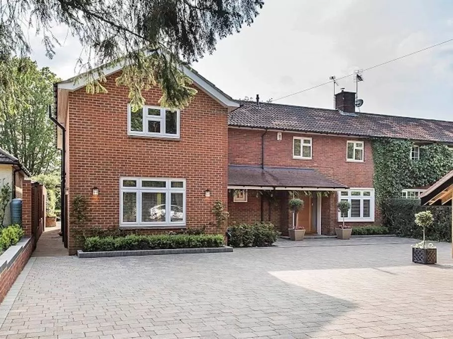 Property building in Knole B&B