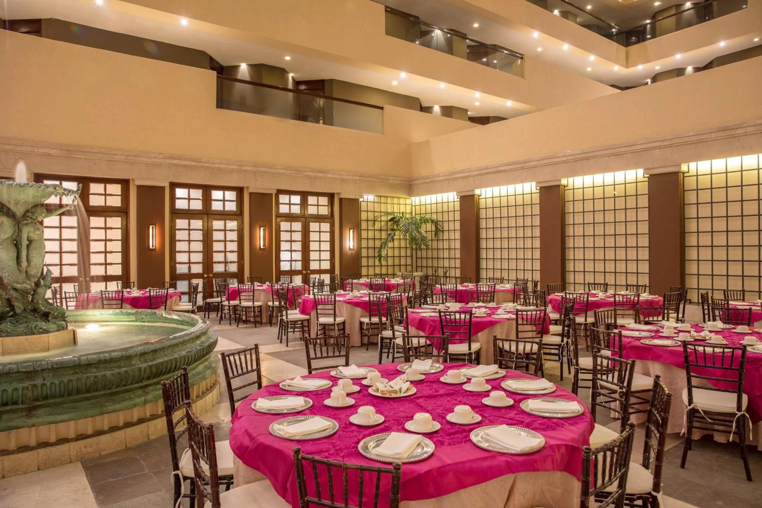 Lounge or bar in Sheraton Chihuahua Soberano