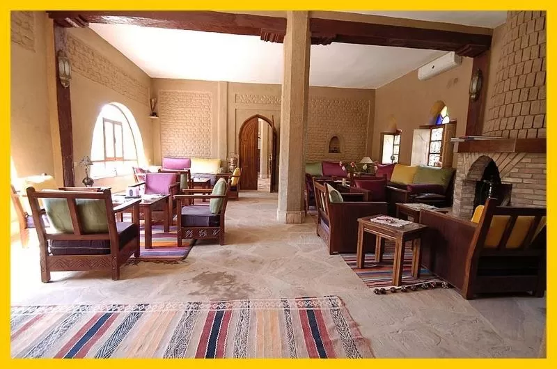 Lounge or bar in La Rose Du Desert