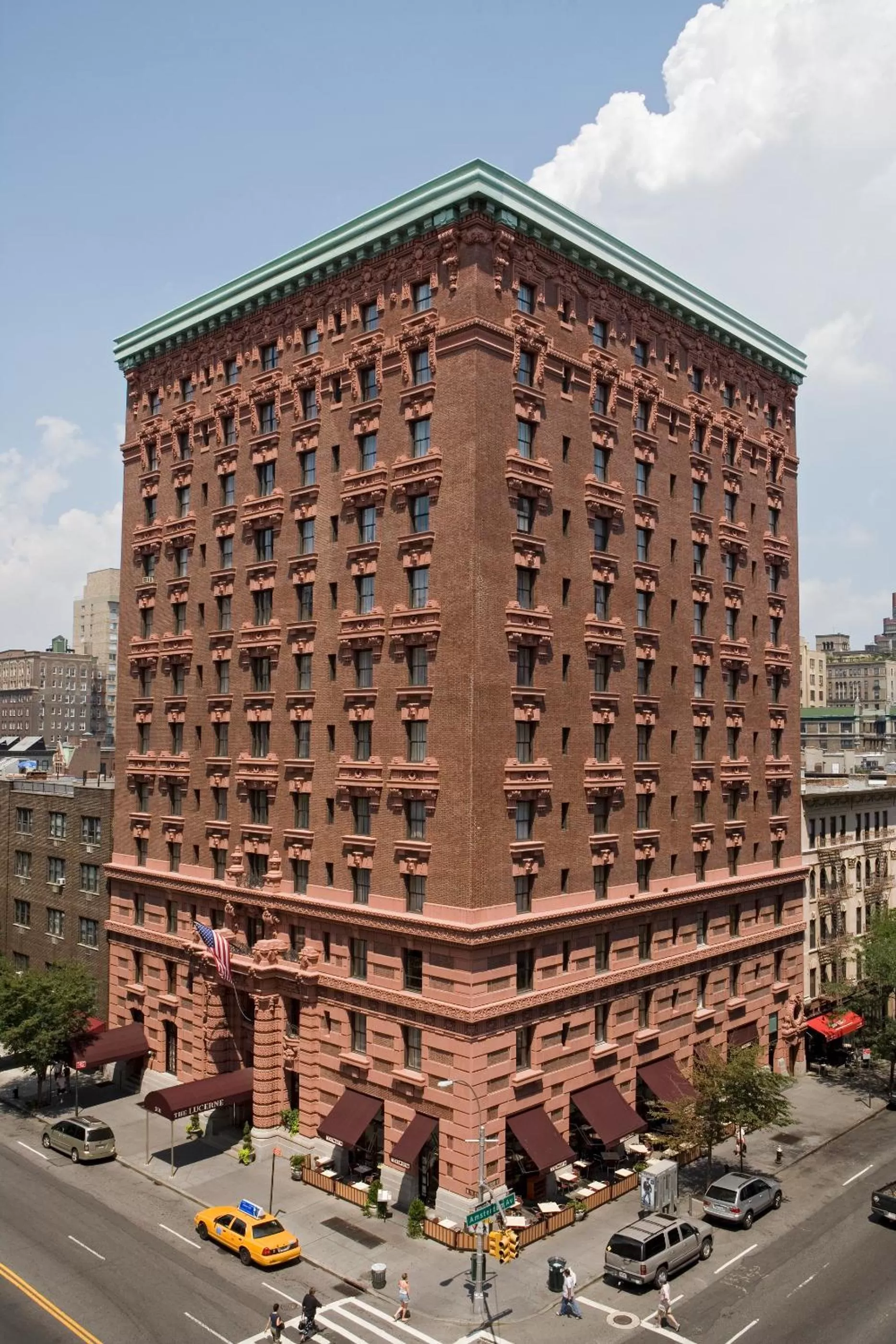 Property building in Hotel Lucerne