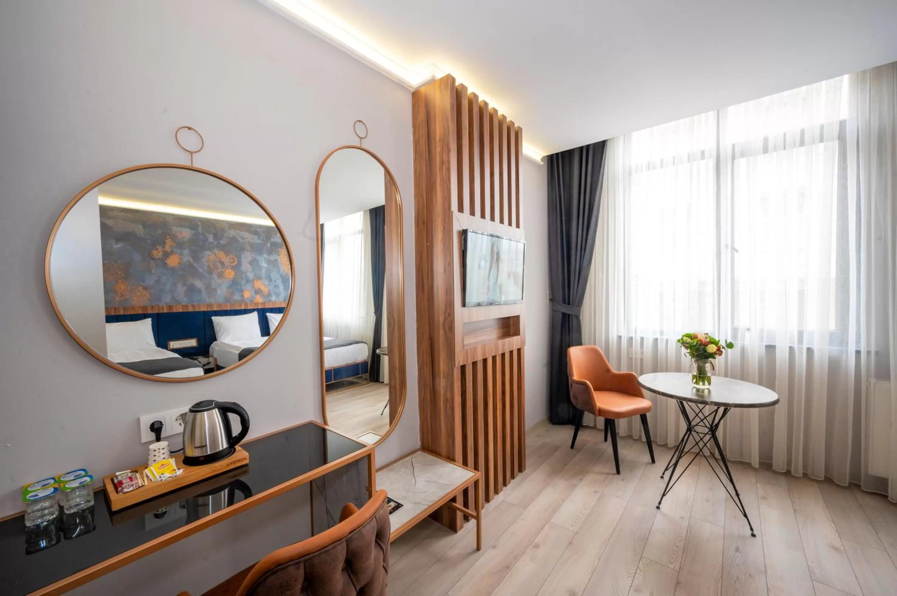 TV and multimedia in Seyithan Palace Spa Hotel