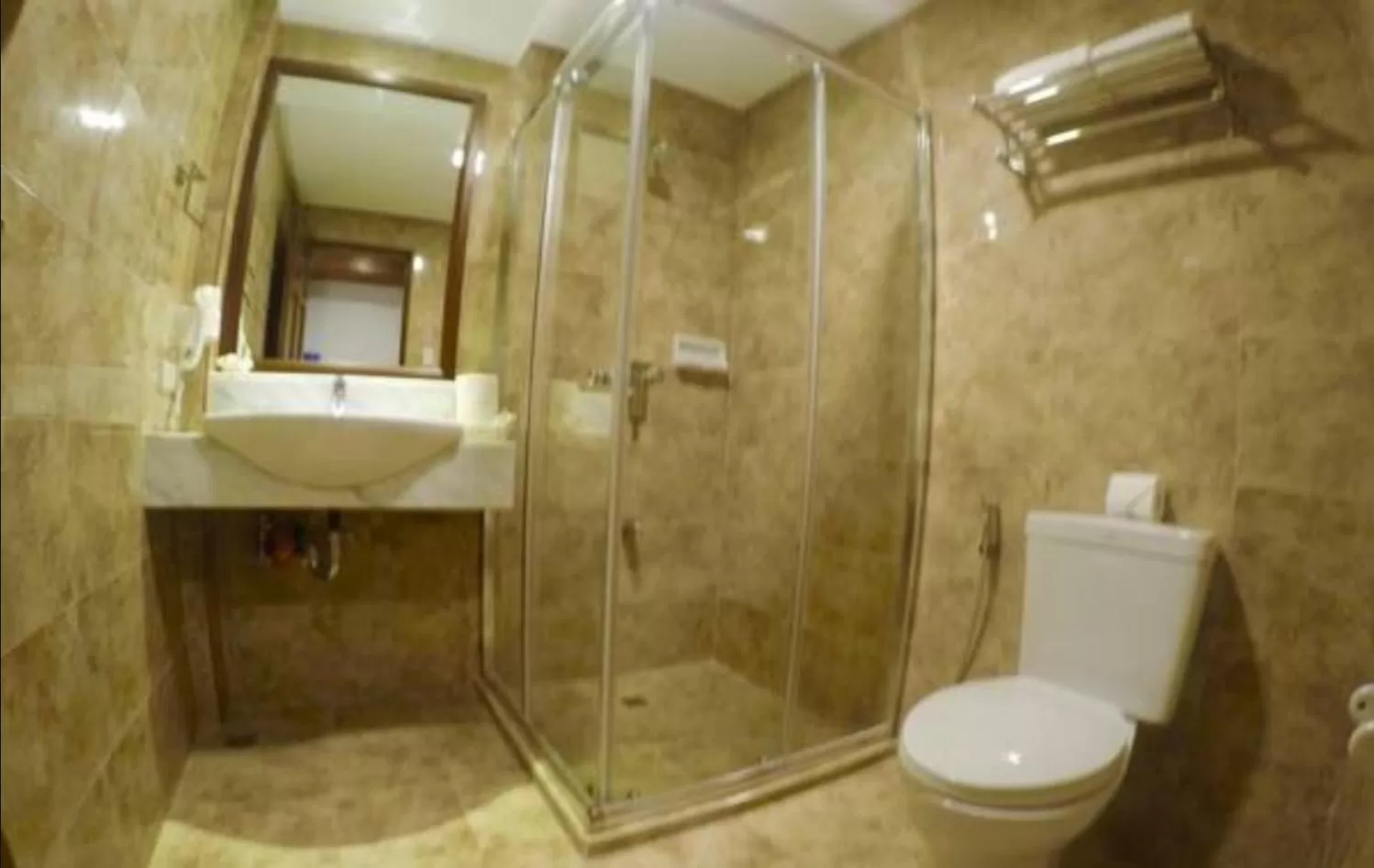 Shower in MO2 Lagoon Coron