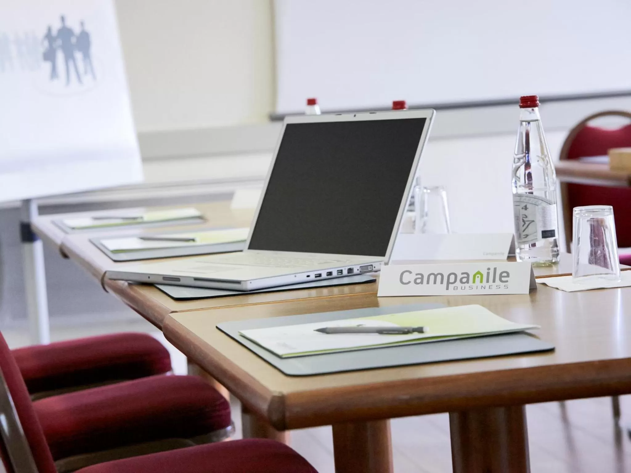 Business facilities in Campanile Béthune