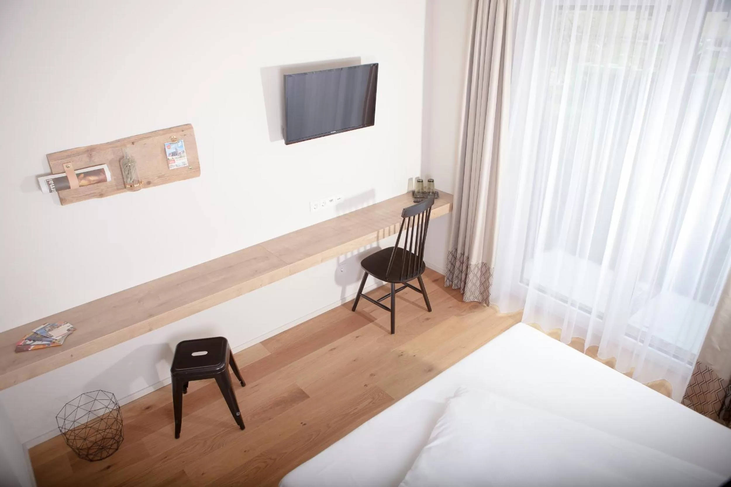 Photo of the whole room, Bed in Green Spirit Hotel