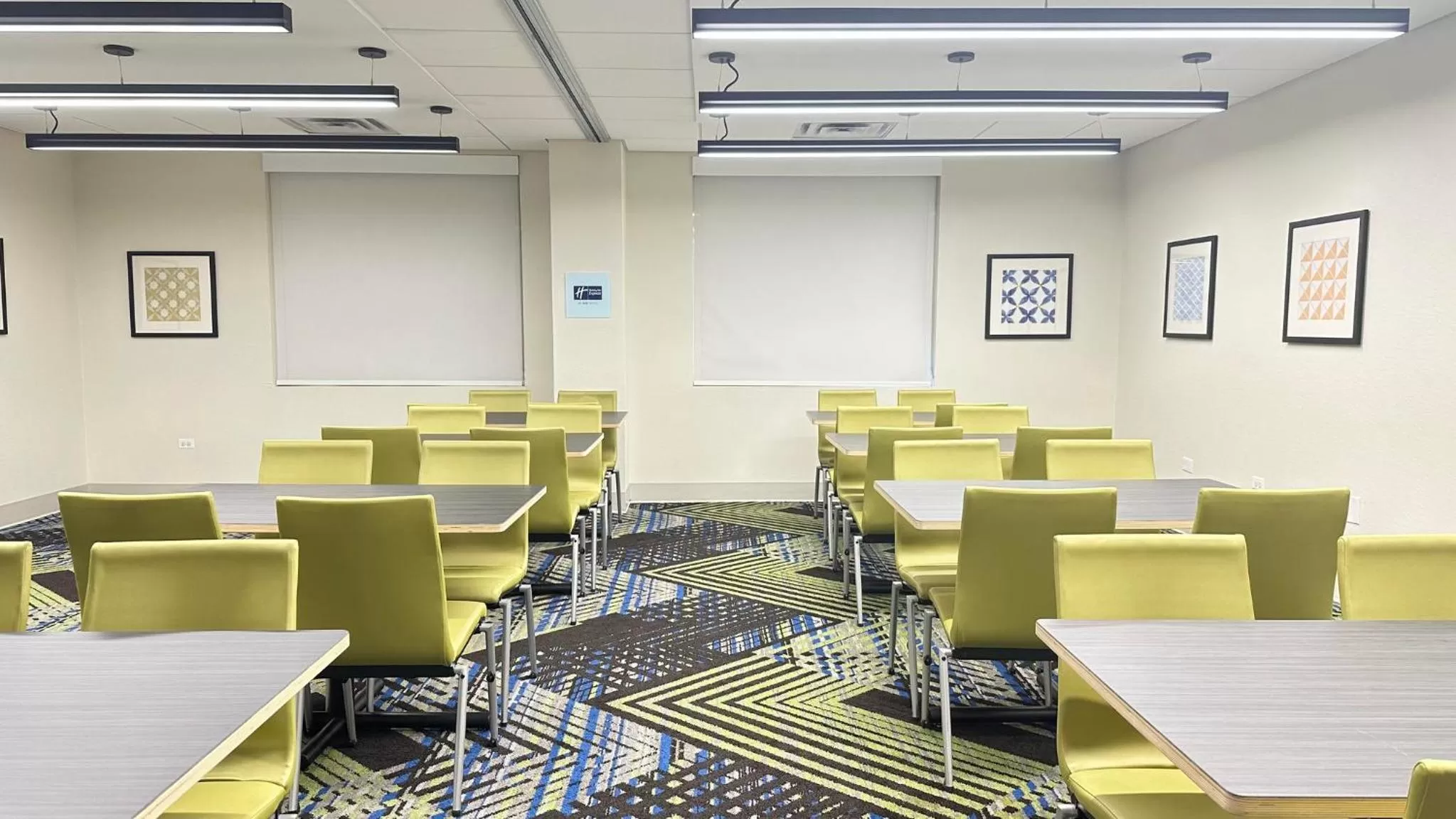 Meeting/conference room in Holiday Inn Express & Suites - Prospect Heights by IHG