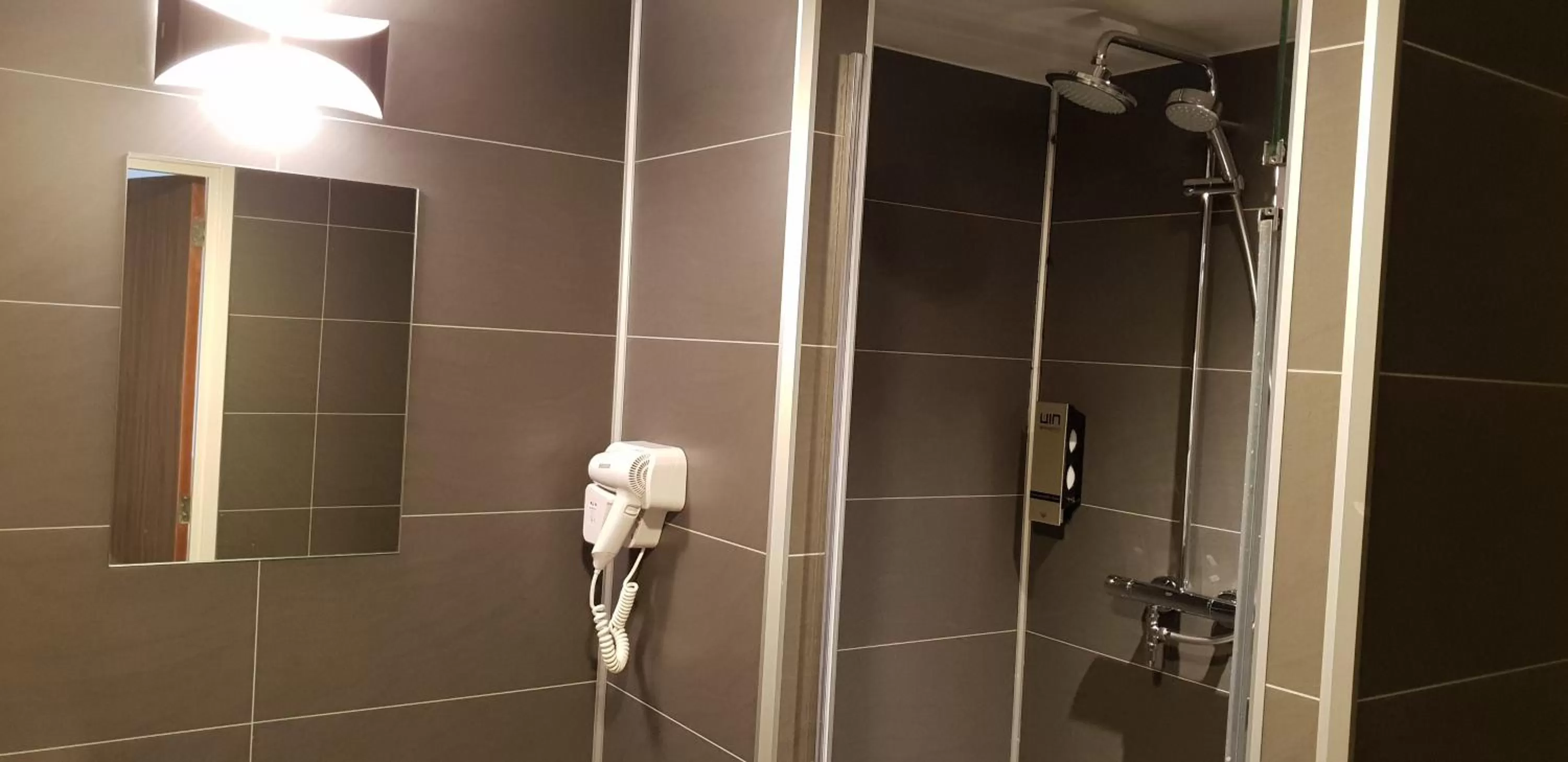 Bathroom in Hotel Library Amsterdam