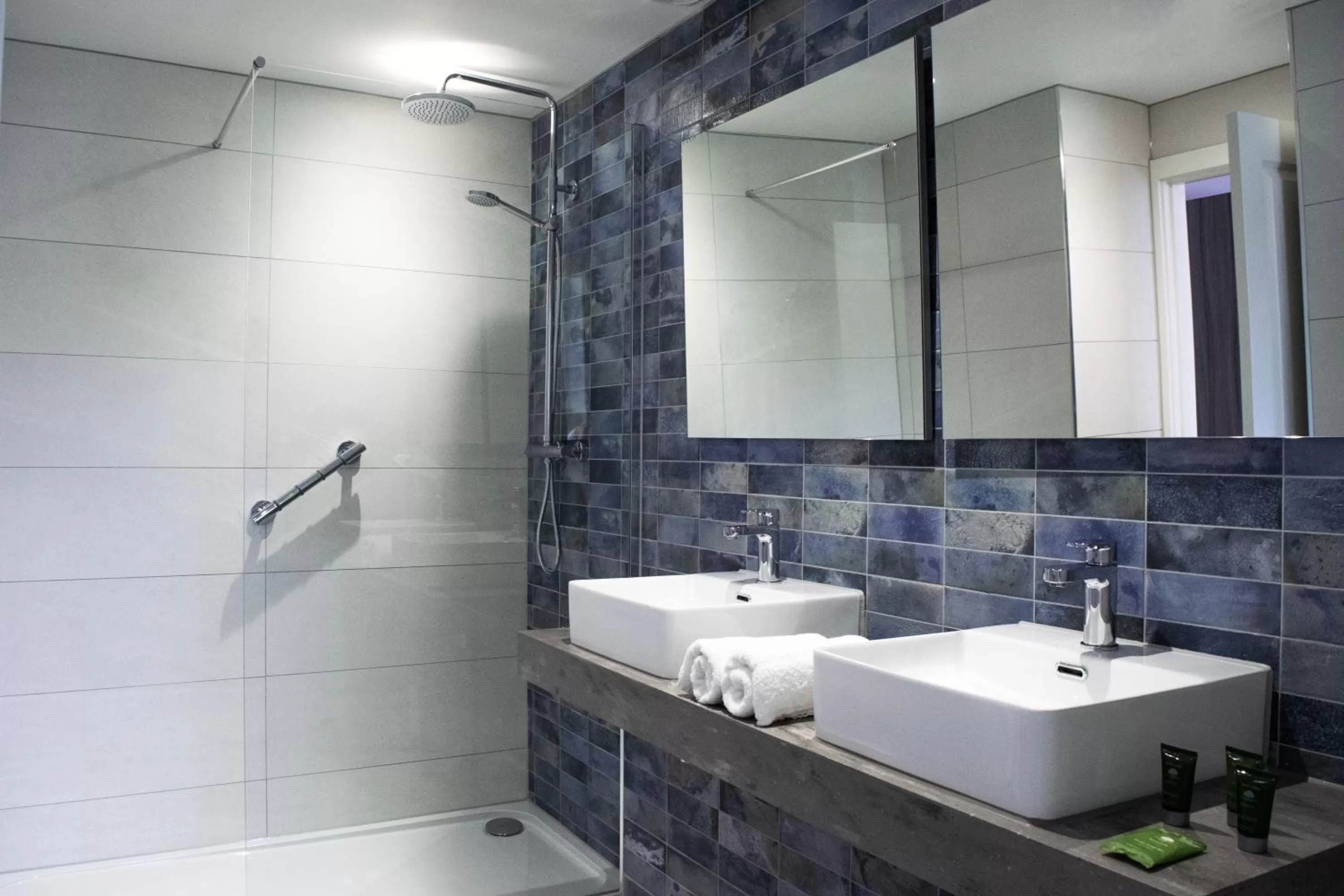 Bathroom in Bournemouth West Cliff Hotel & Spa