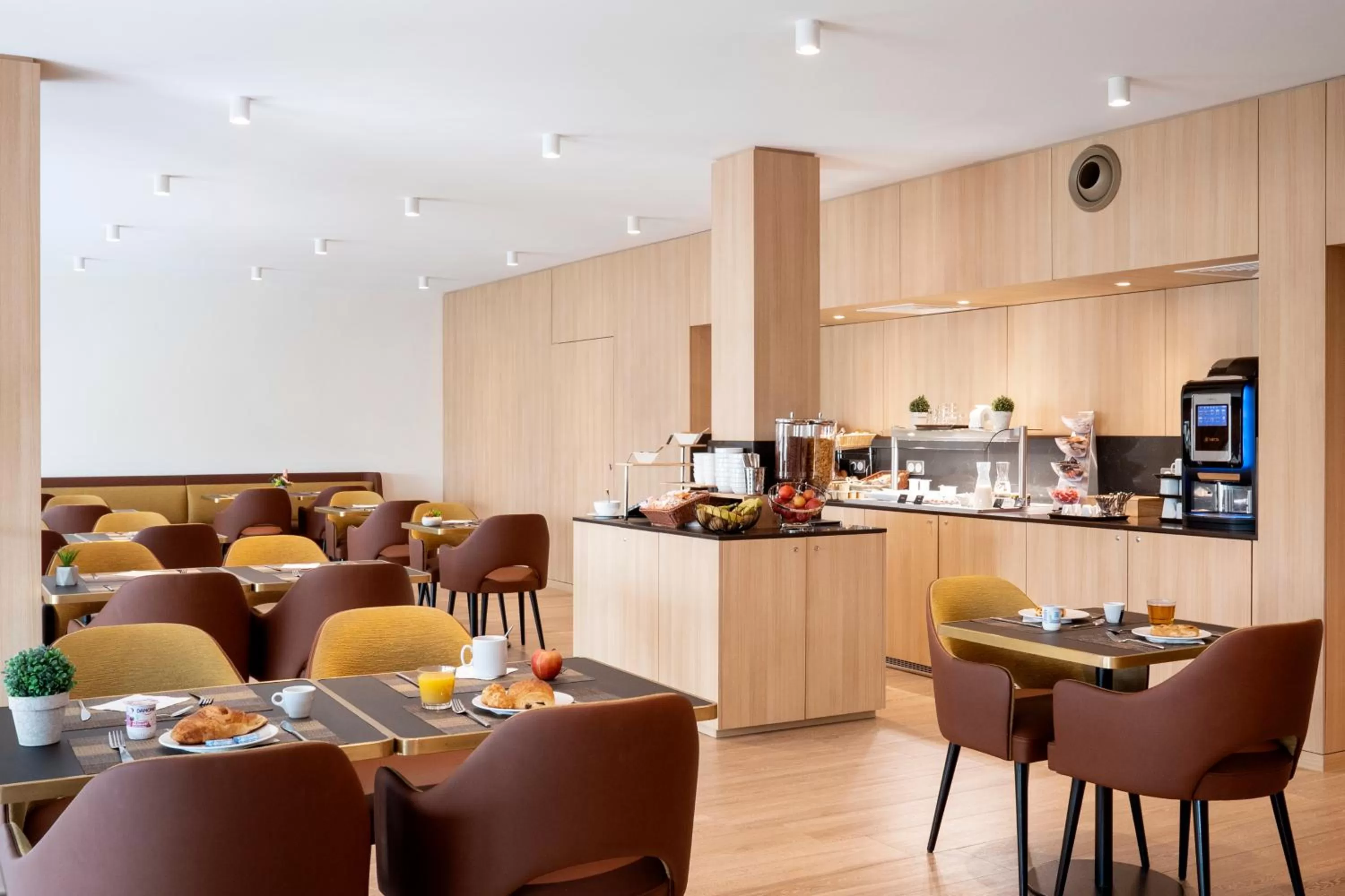 Breakfast in Residhome Luxembourg Esch-Belval