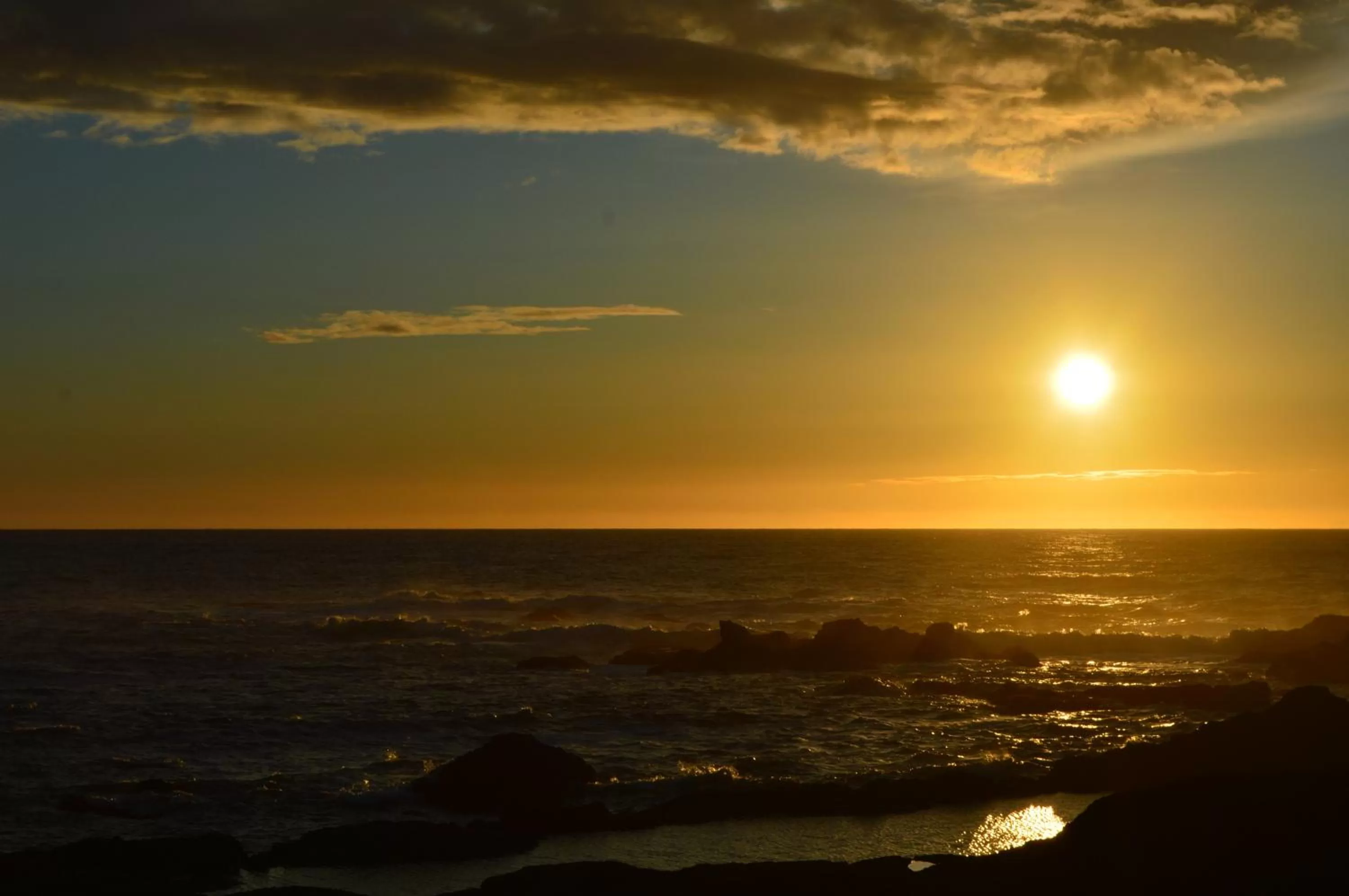 Sunrise, Sunrise/Sunset in Omeo Suites Glass Beach