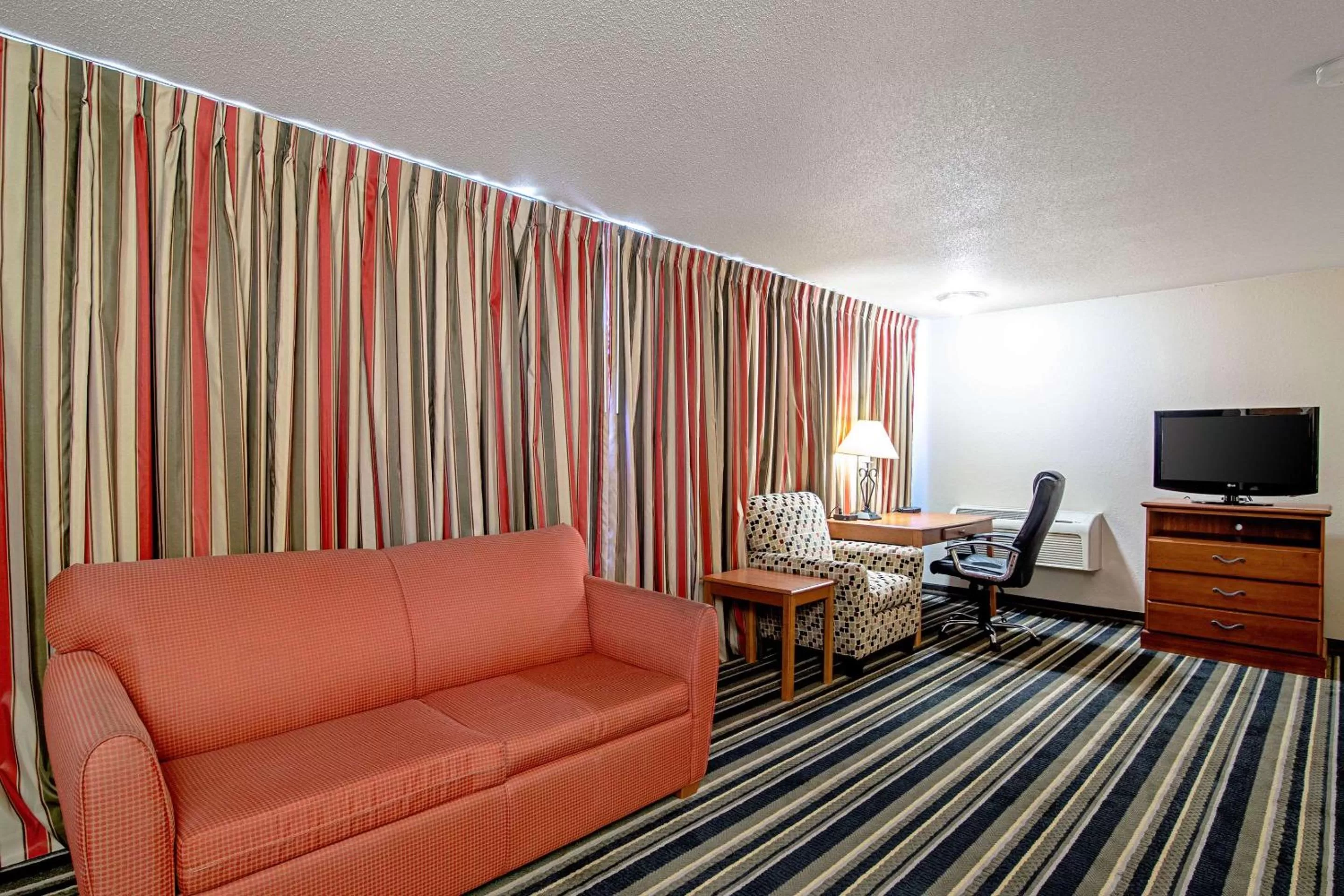 Photo of the whole room in Quality Inn Huron