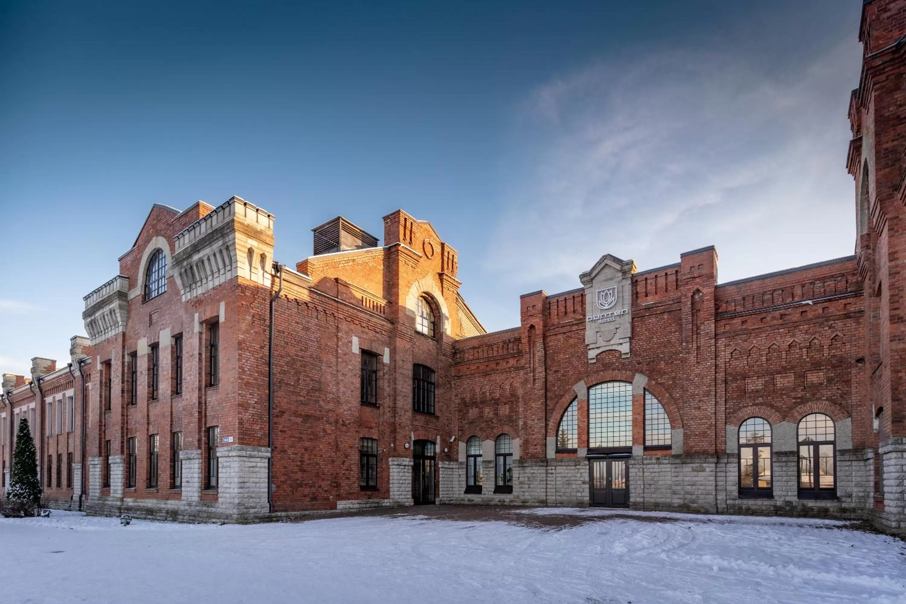 Property building in Dunten Hotel