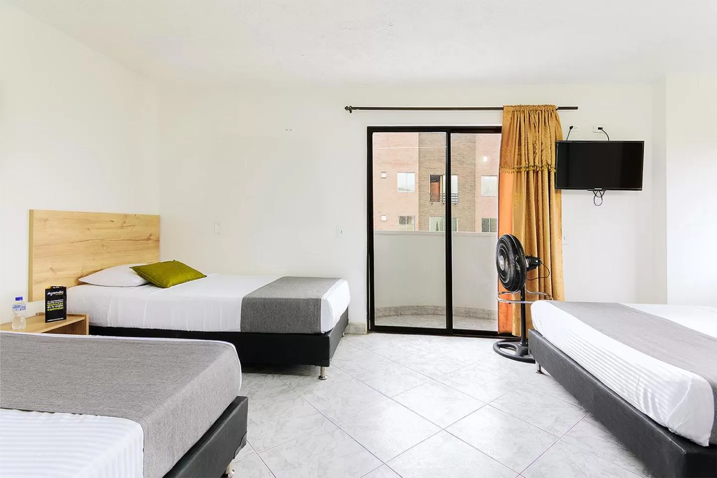 Bed in Hotel Balcones del Estadio