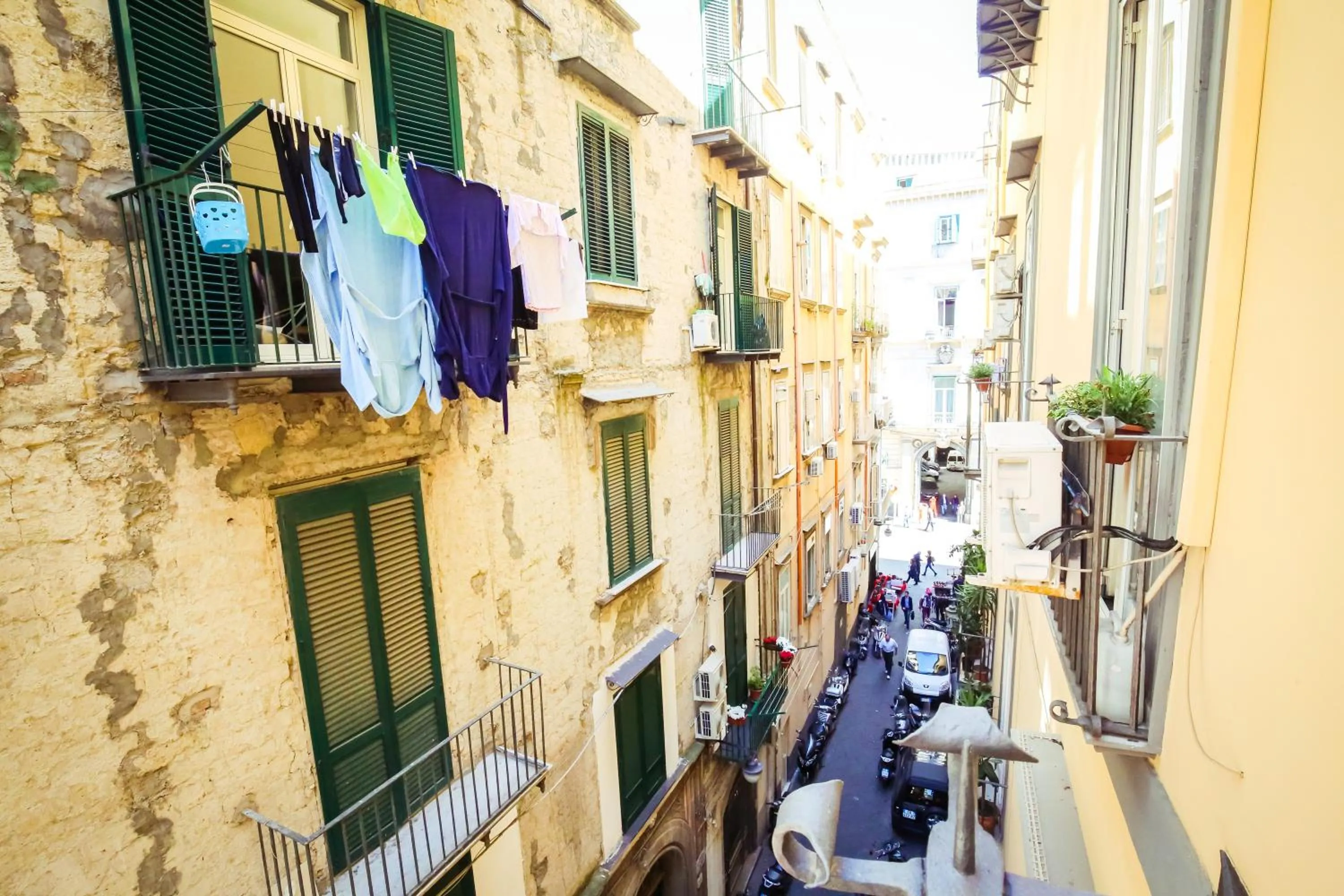 Restaurant/places to eat in NapoliMia Boutique Hotel