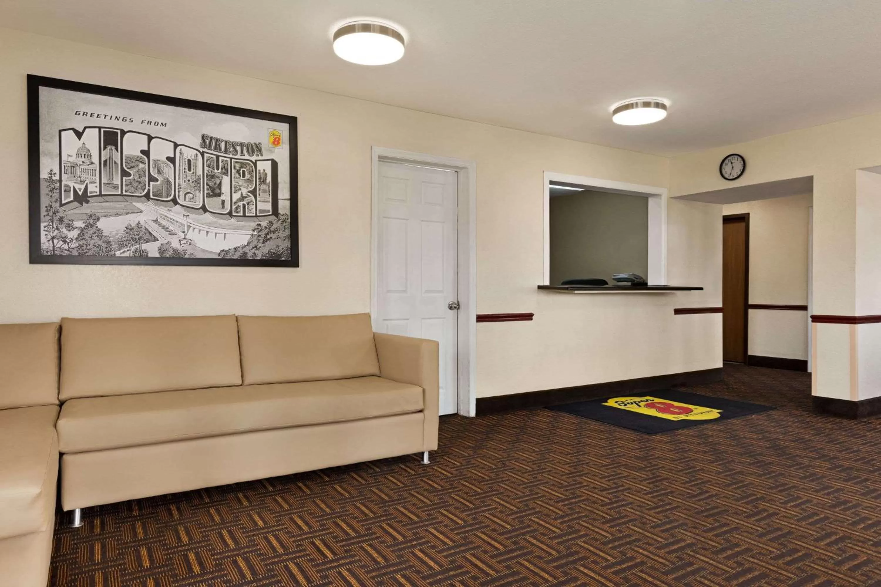 Lobby or reception in Super 8 by Wyndham Sikeston/Miner Area