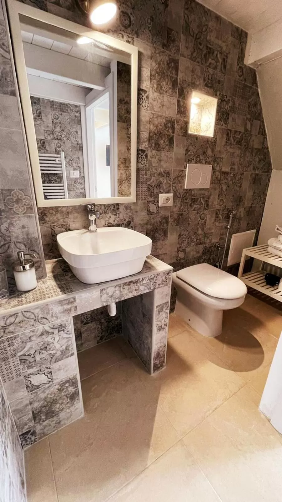 Bathroom in Corte Moline