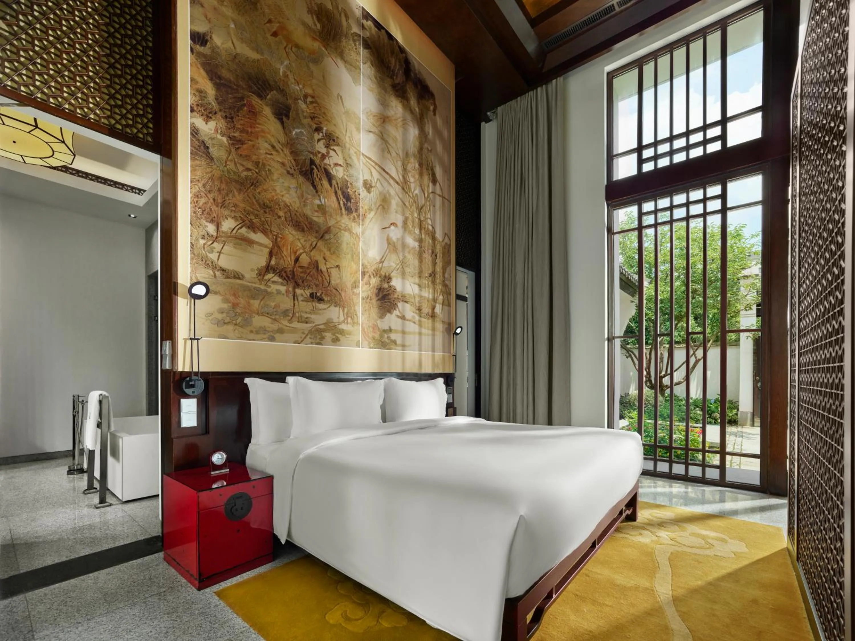 Bedroom, Bed in Banyan Tree Hangzhou