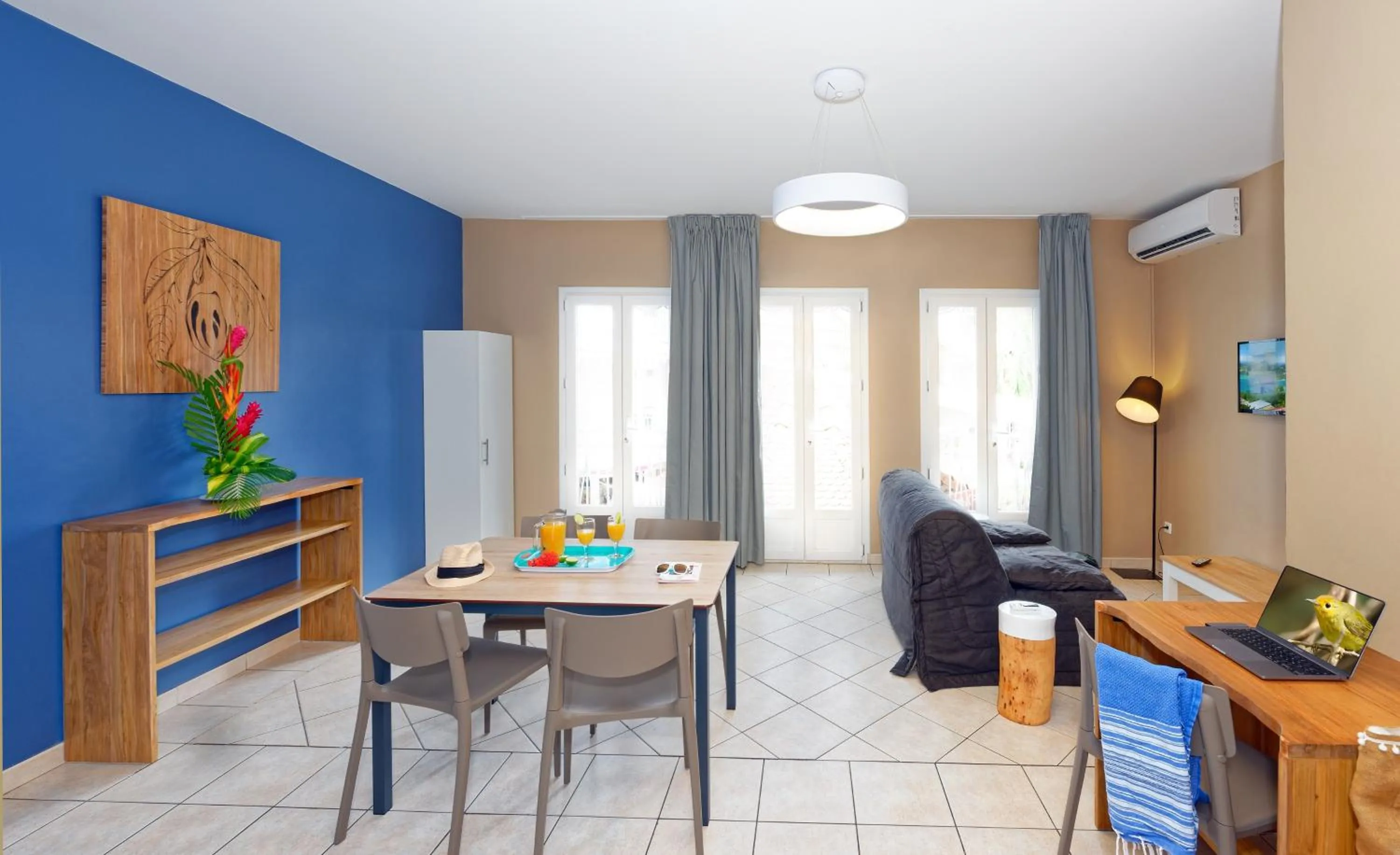 Living room in Village Creole