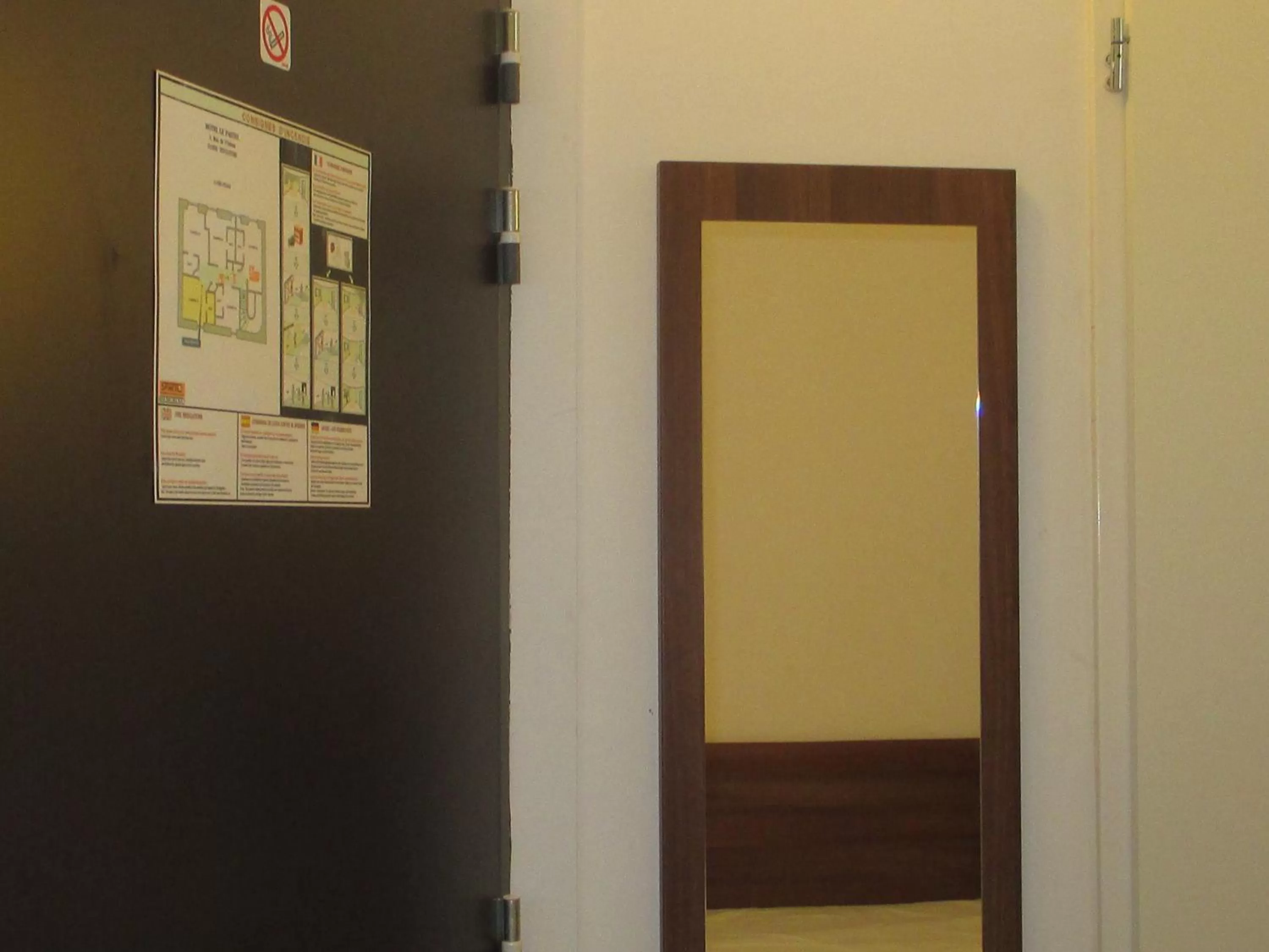 Decorative detail in Hôtel le Pastel