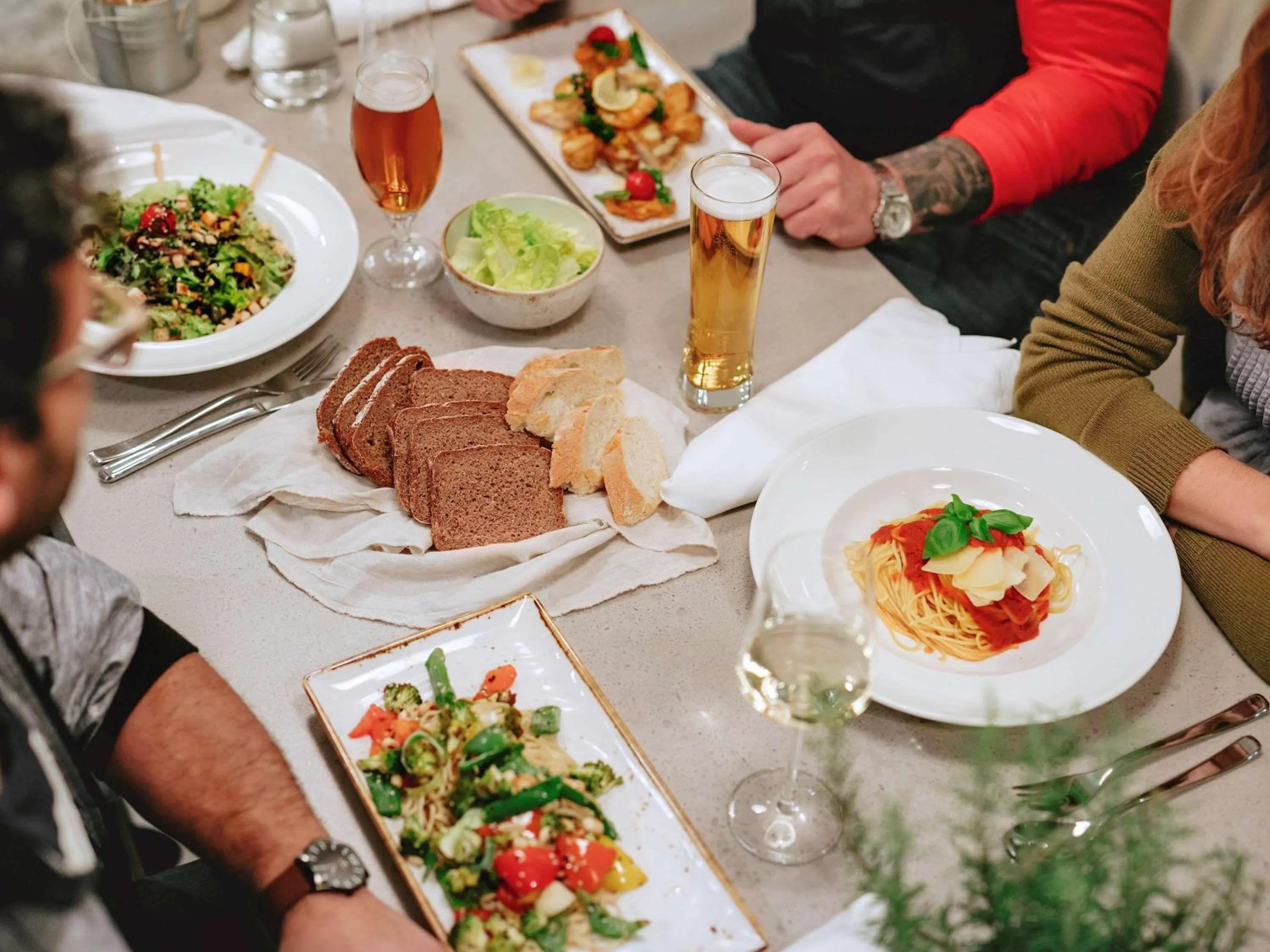 Restaurant/places to eat in ibis Dortmund West