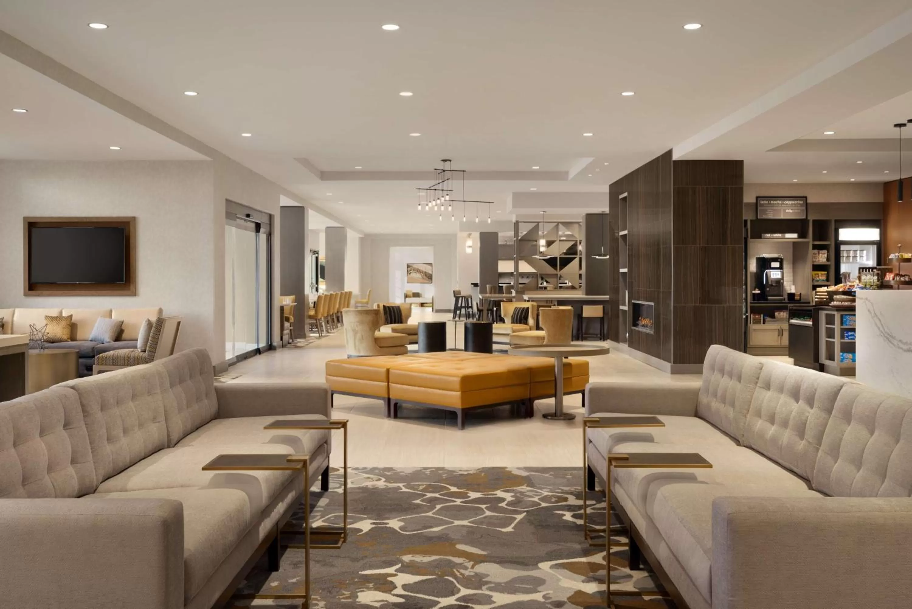 Lobby or reception in Hilton Garden Inn Newtown Square Radnor