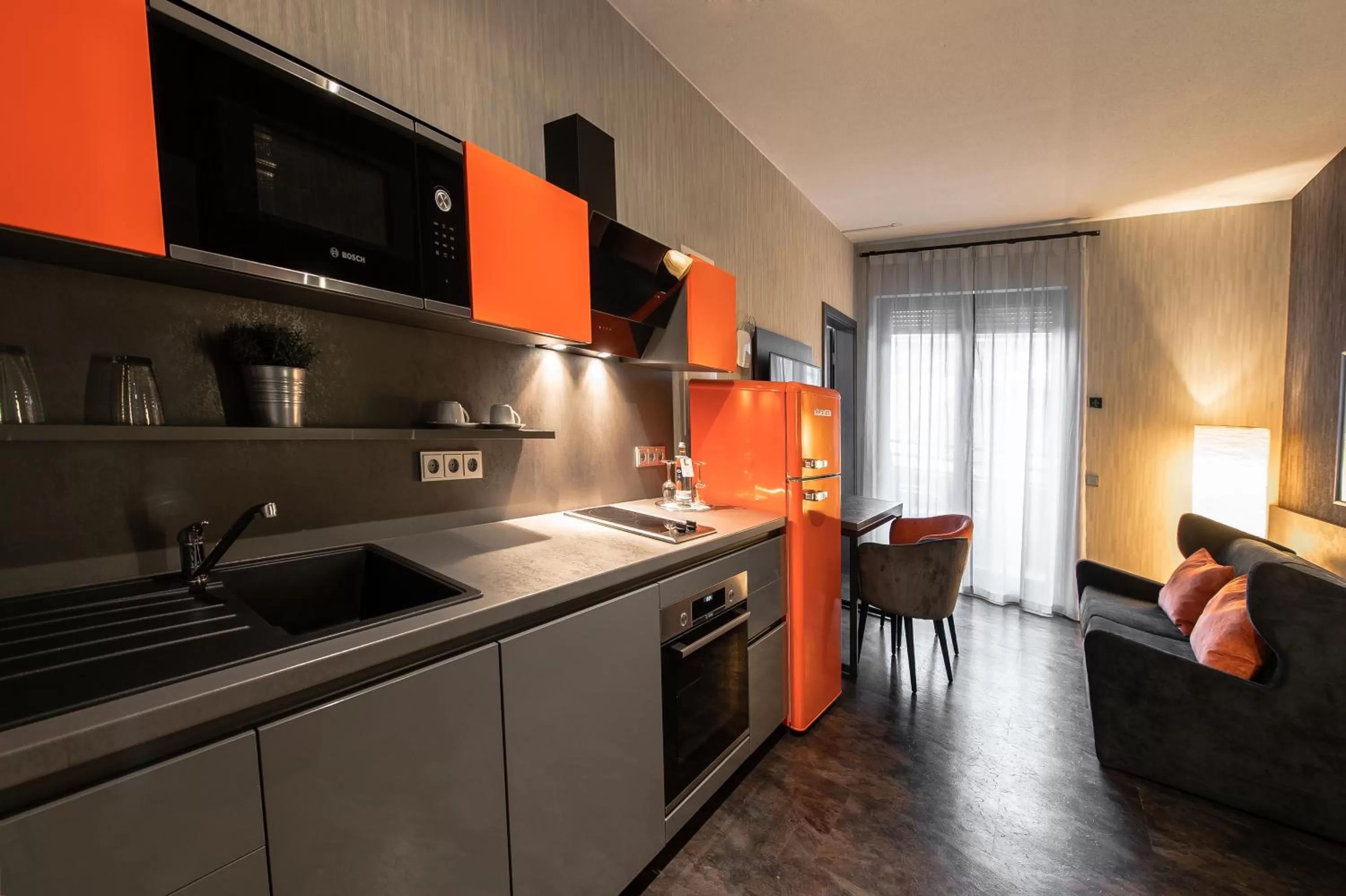Kitchen or kitchenette in Hotel LifeStyle Mindelheim