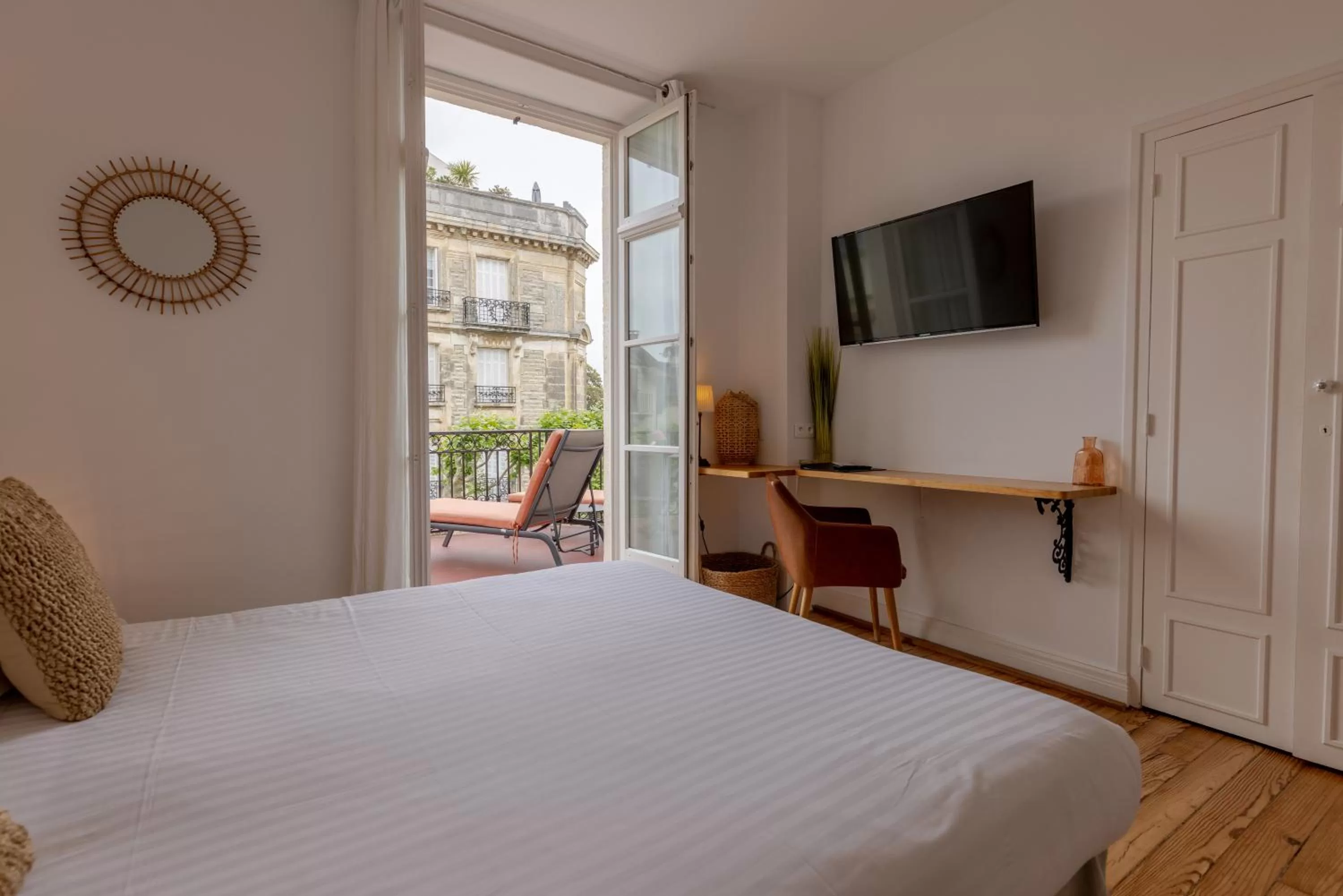 Bedroom, Bed in Hôtel & Espace Bien-être La Maison du Lierre