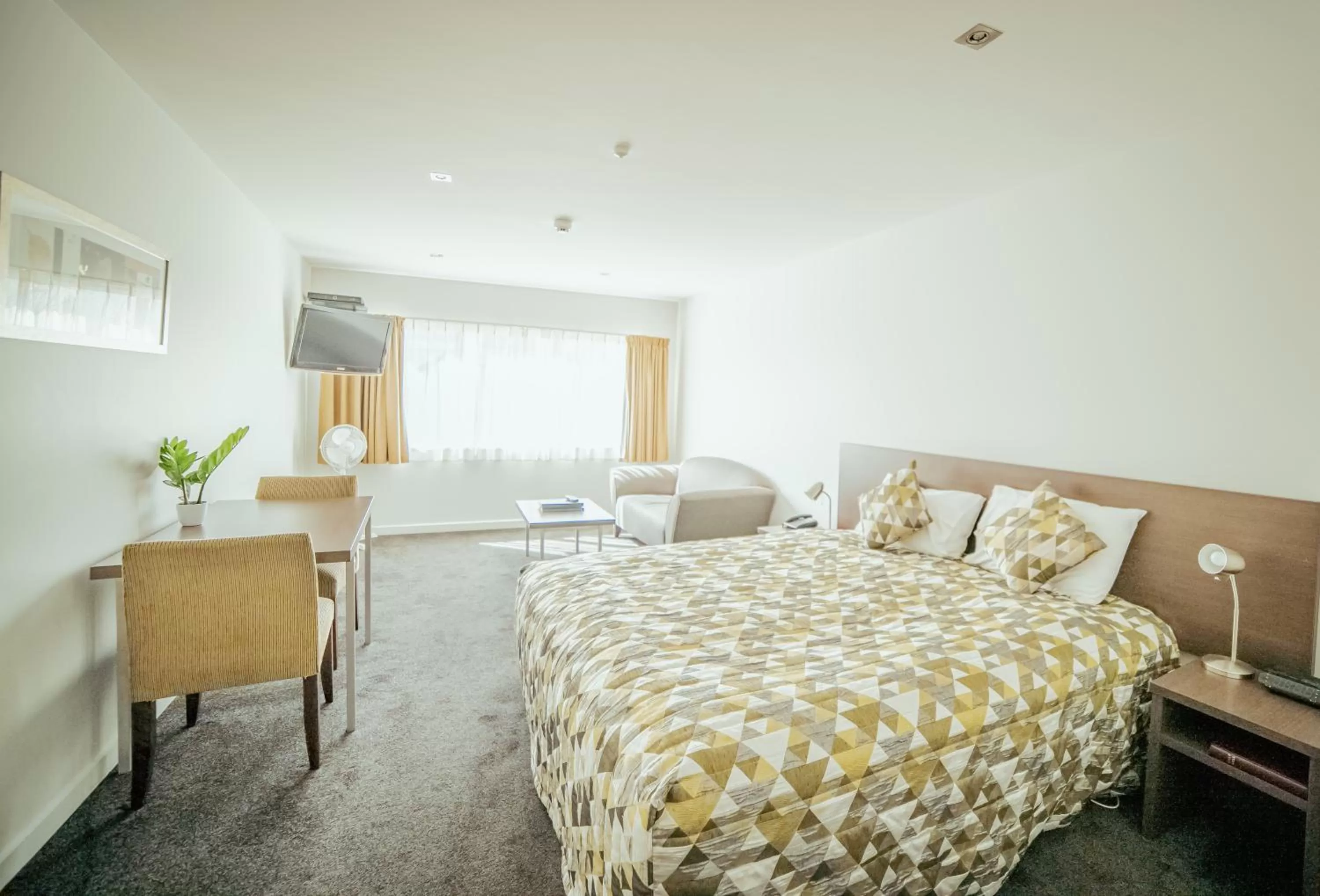 Studio with Spa Bath in Airport Delta Motel