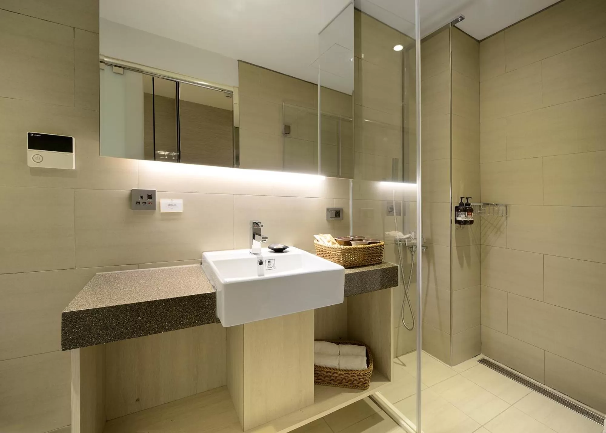 Toilet in Via Hotel Taipei Station