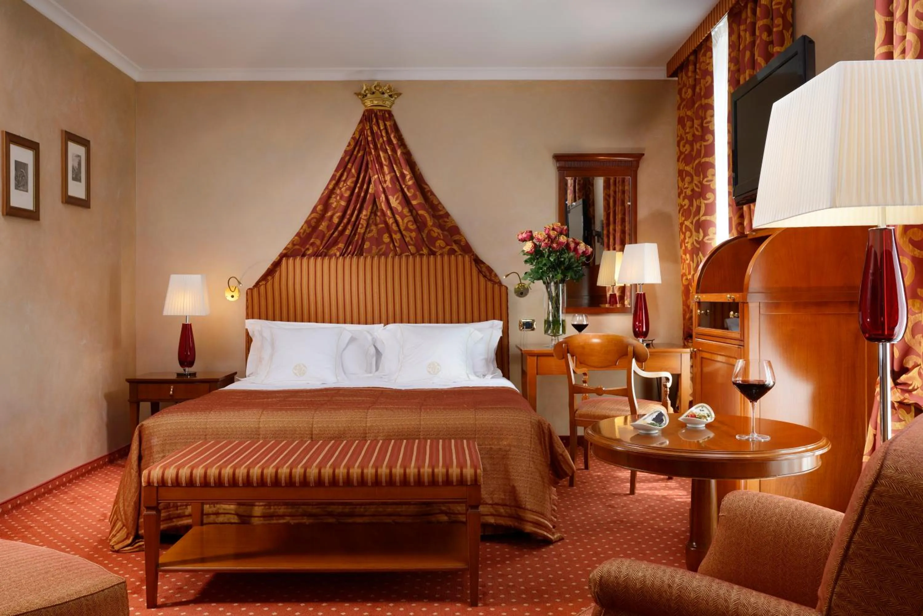 Photo of the whole room, Bed in Castello Dal Pozzo Resort Lago Maggiore - Preferred Hotels & Resorts