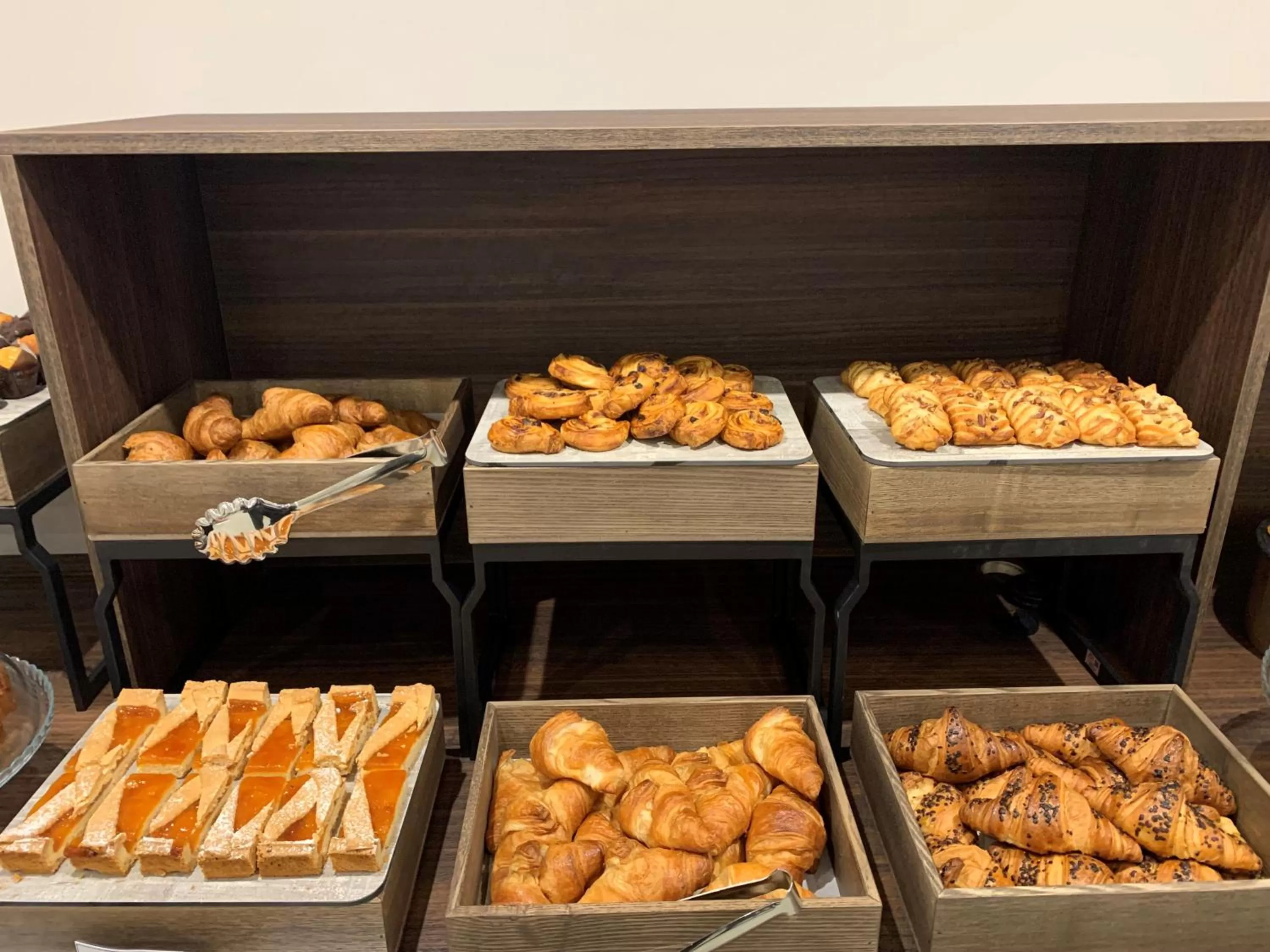 Breakfast in Hotel Leonardo da Vinci